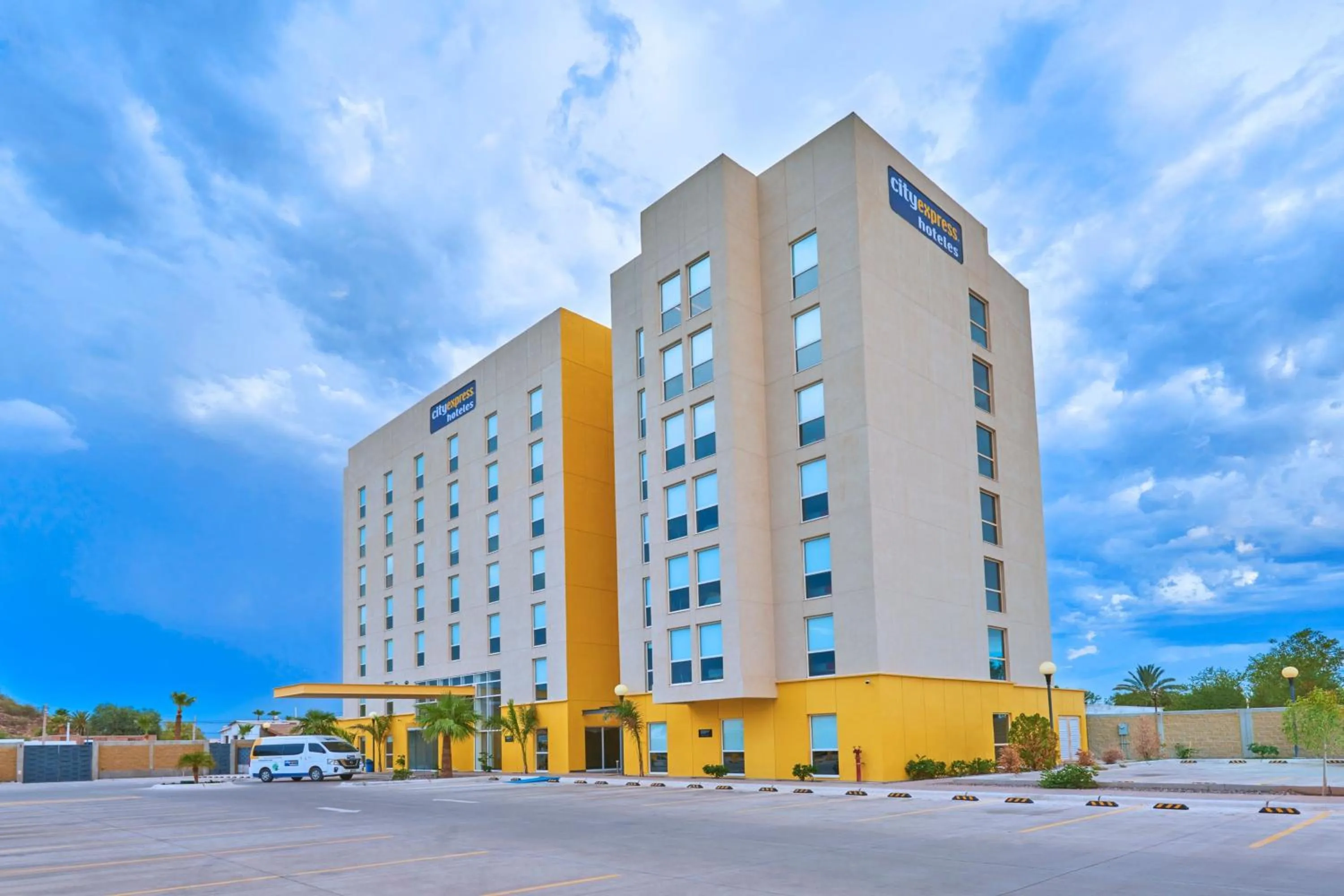 Property building in City Express by Marriott Caborca