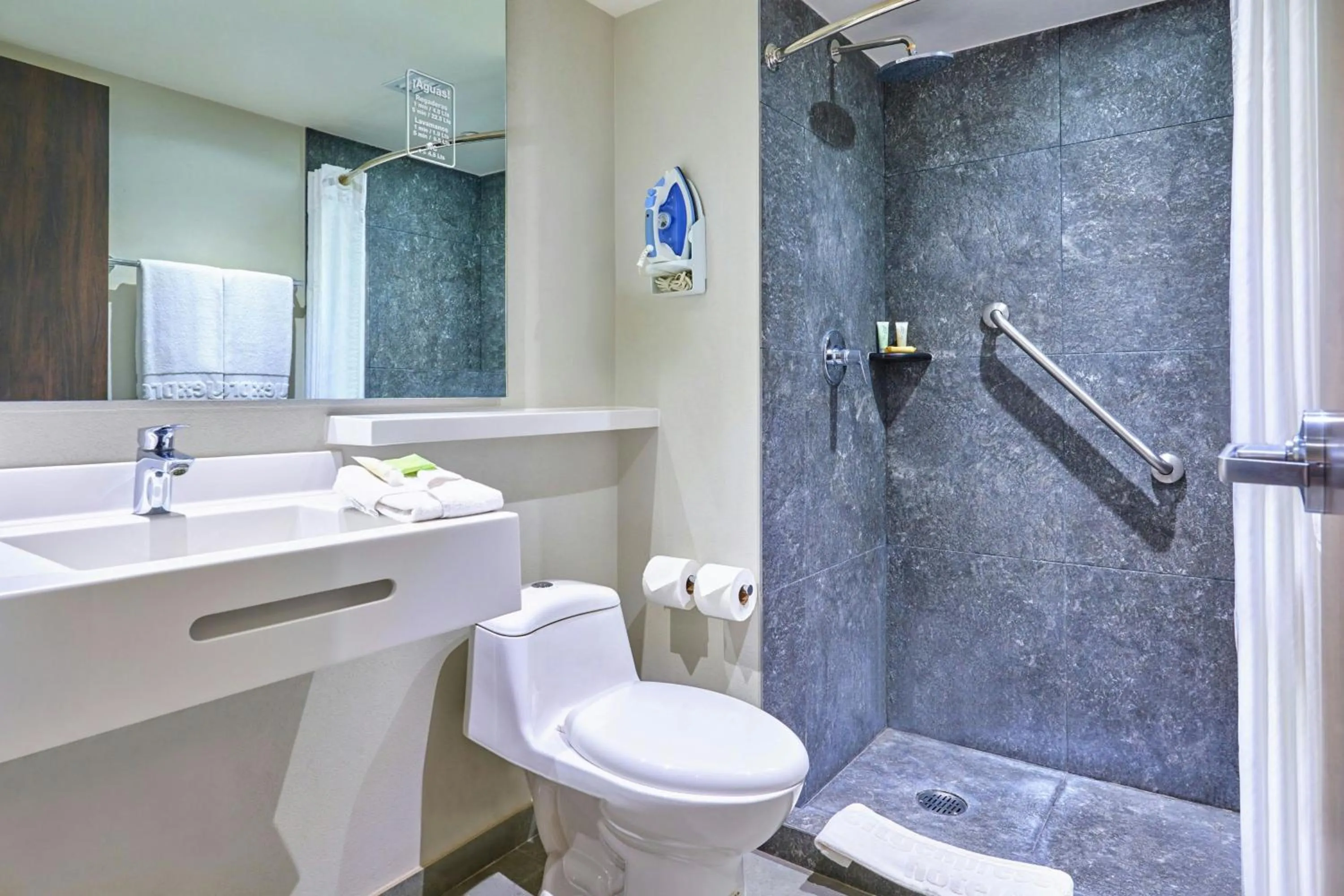 Bathroom in City Express by Marriott Caborca