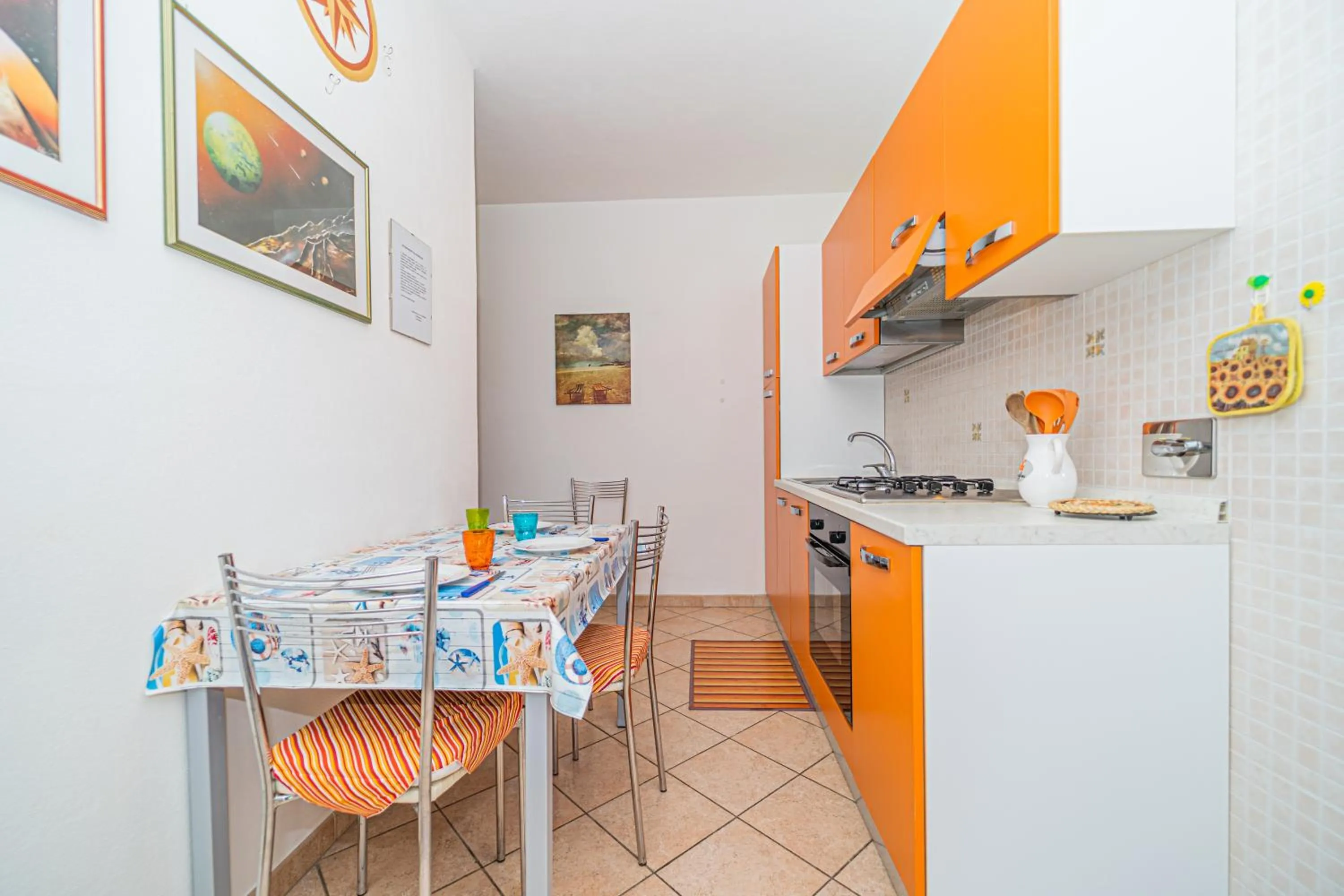 Master apartment in villa 68 places with large private garden