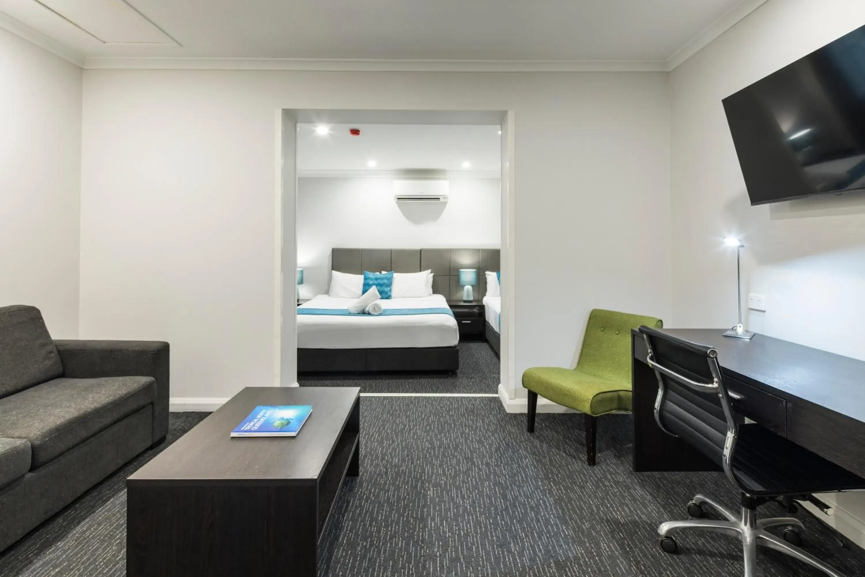 Bed in The Abbott Boutique Hotel Bed in The Abbott Boutique Hotel