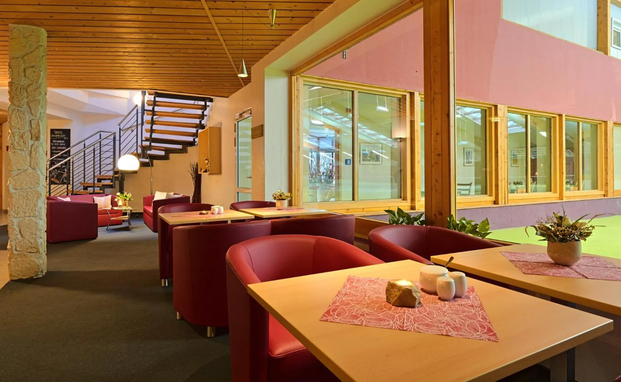 Lobby or reception in aktiv Sporthotel Sächsische Schweiz