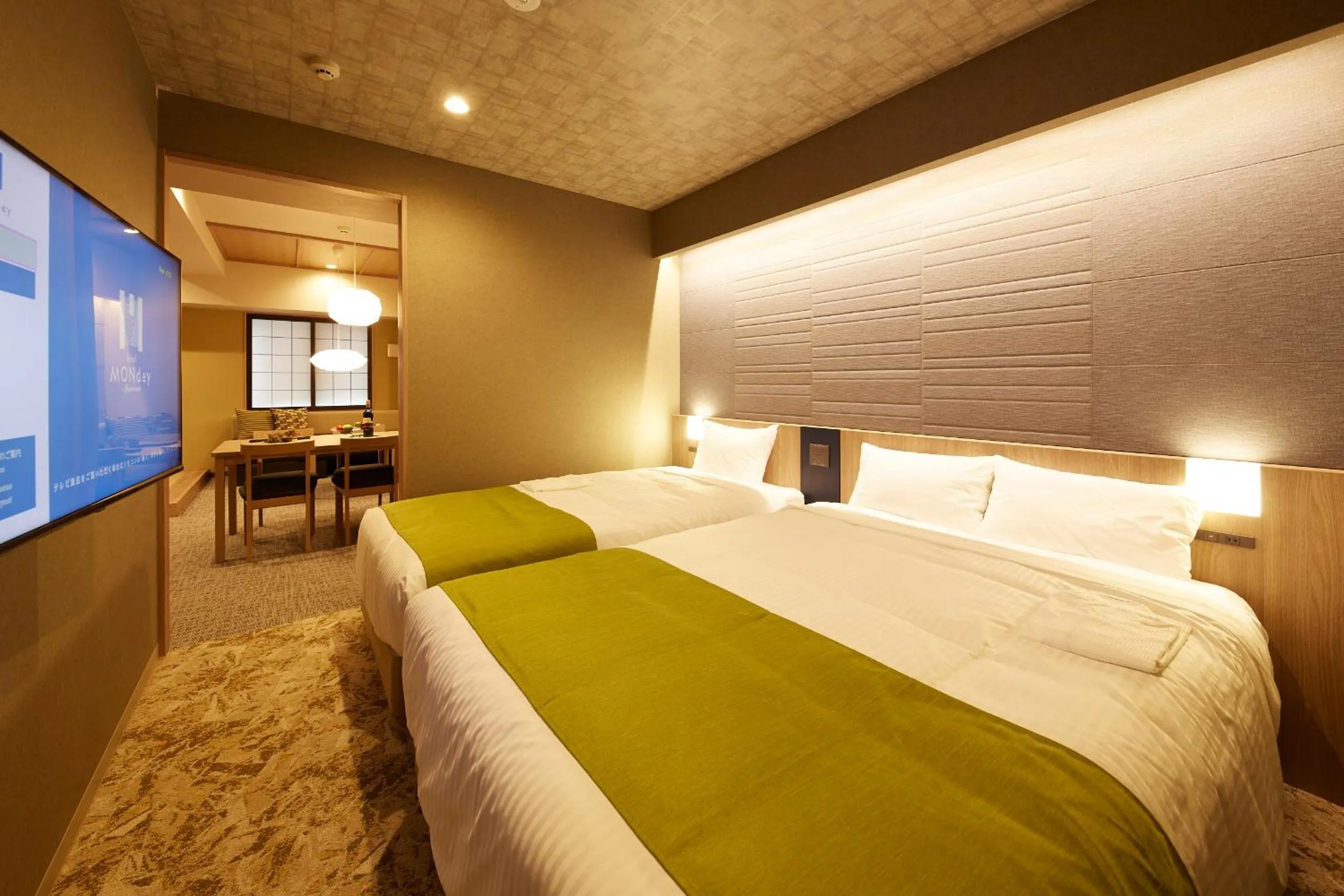 Bed in MONday Apart Premium UENO