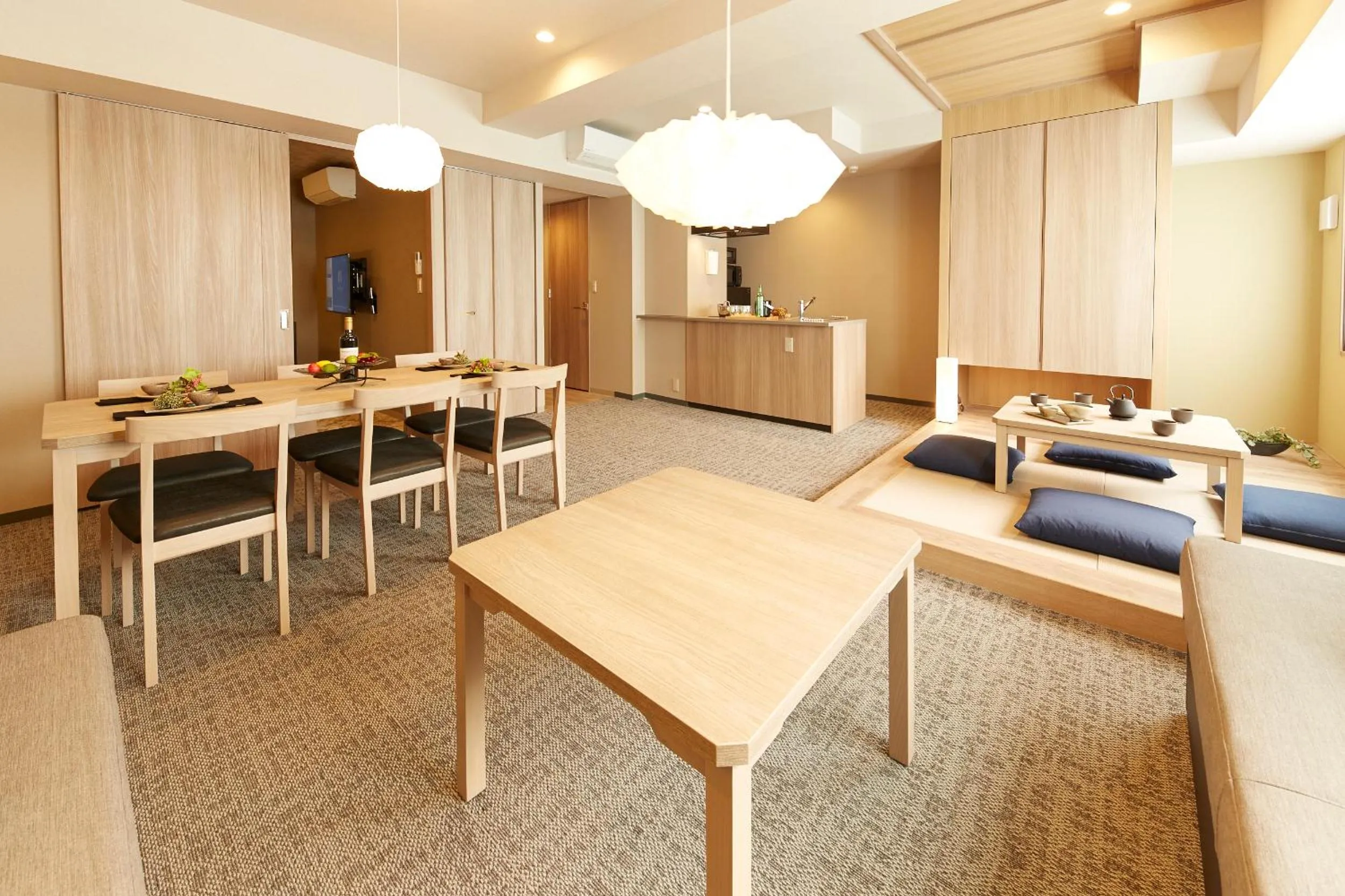 Living room in MONday Apart Premium UENO