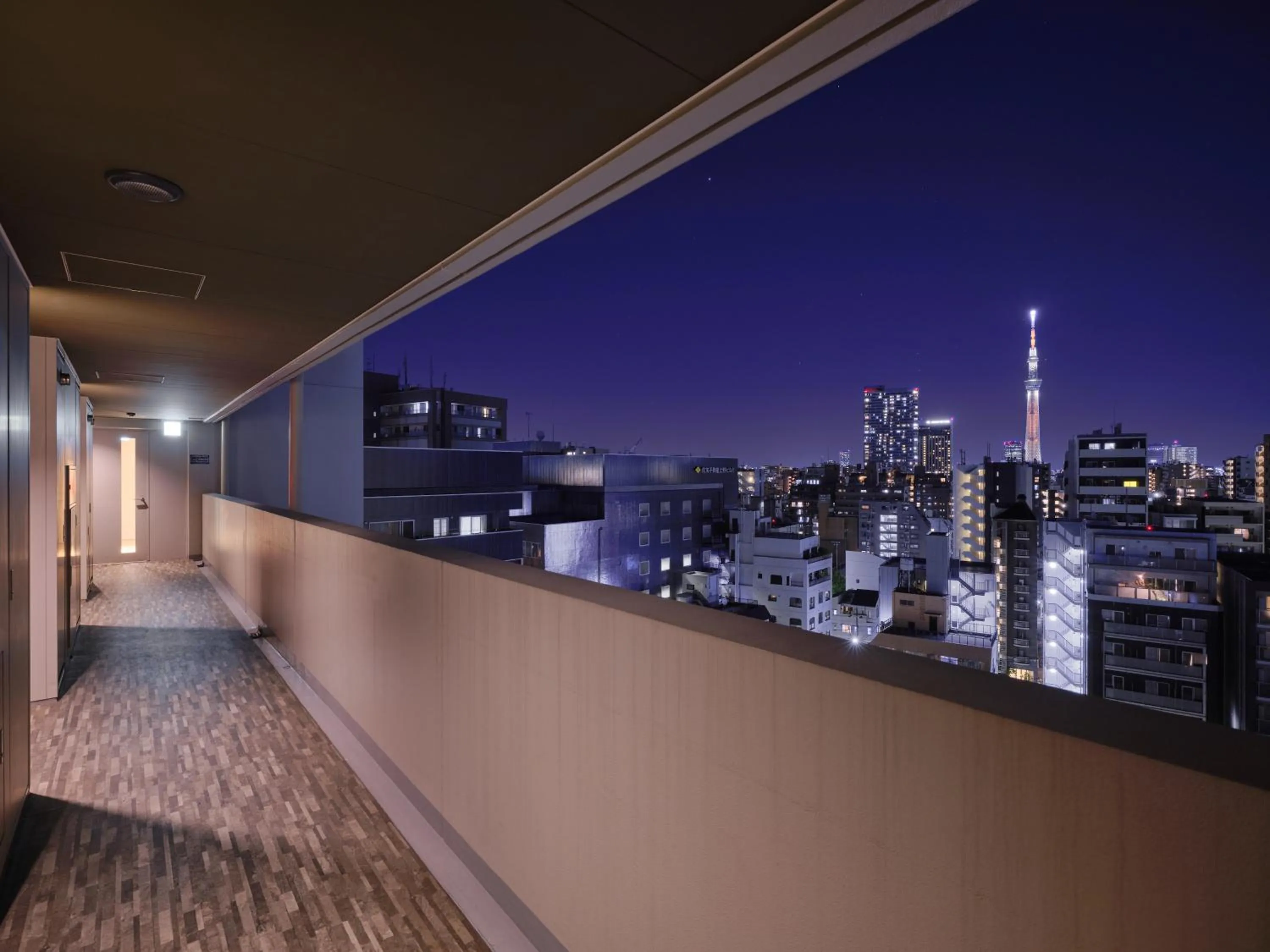 MONday Apart Premium UENO