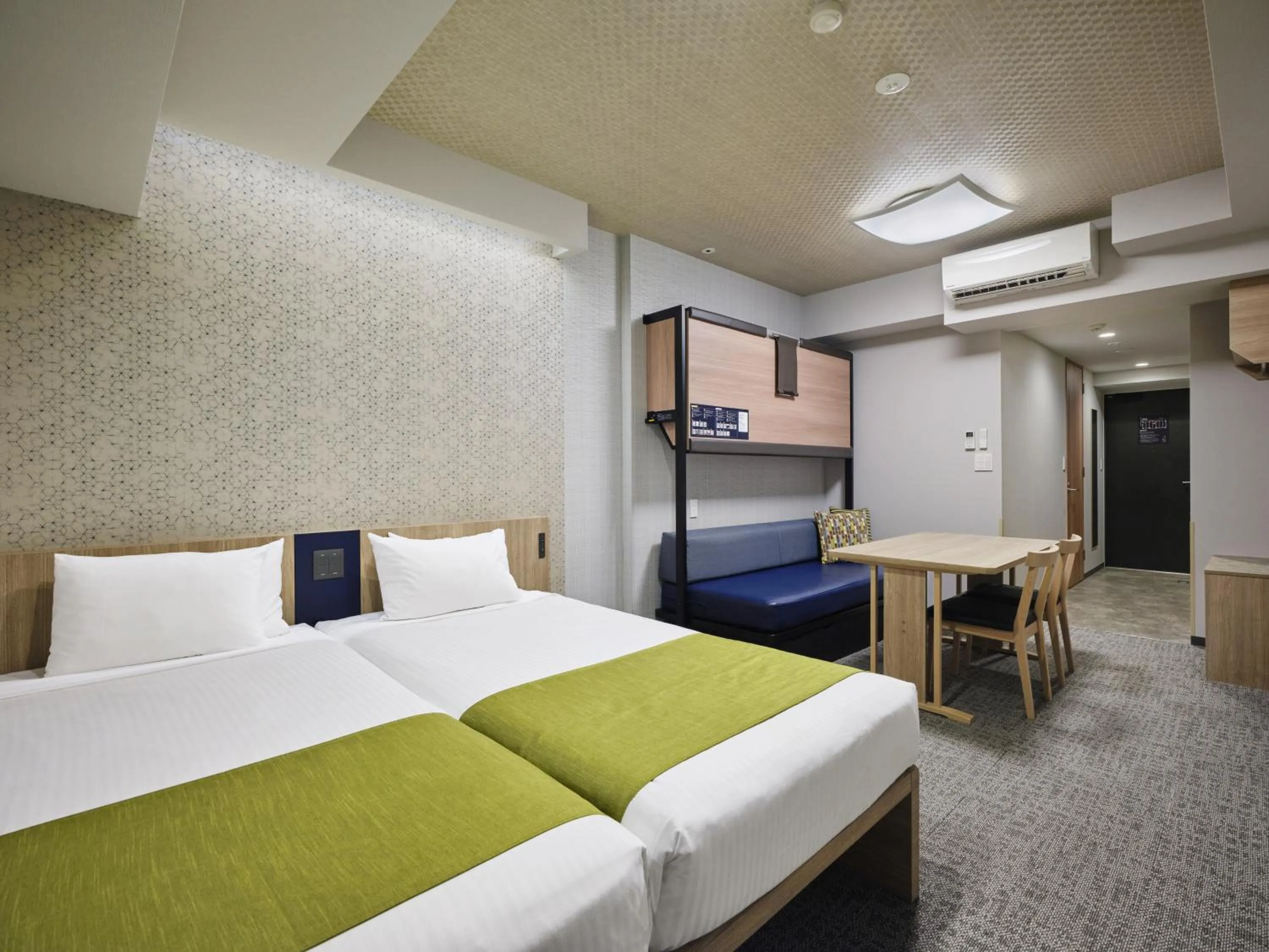 Bed in MONday Apart Premium UENO