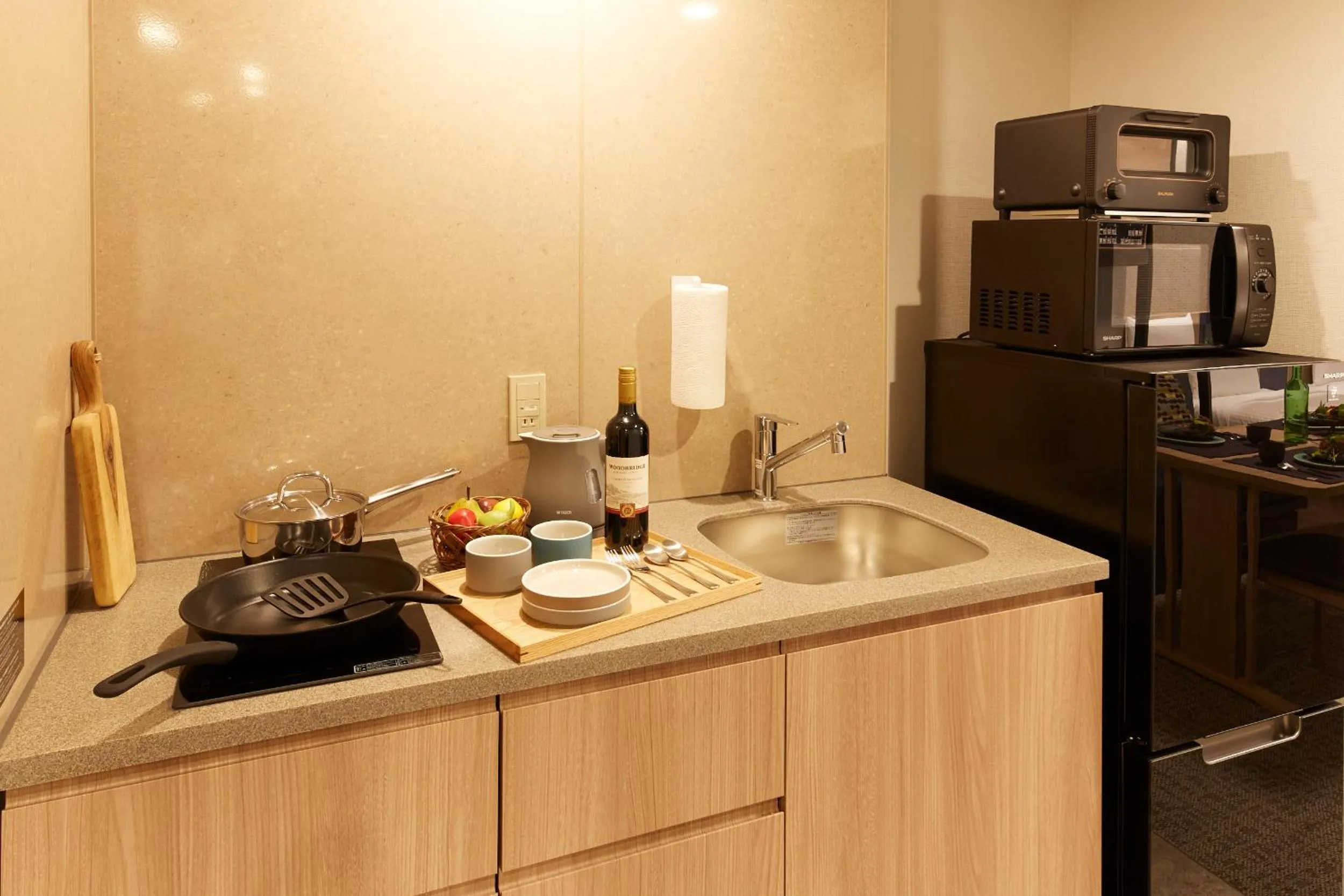 Kitchen or kitchenette in MONday Apart Premium UENO