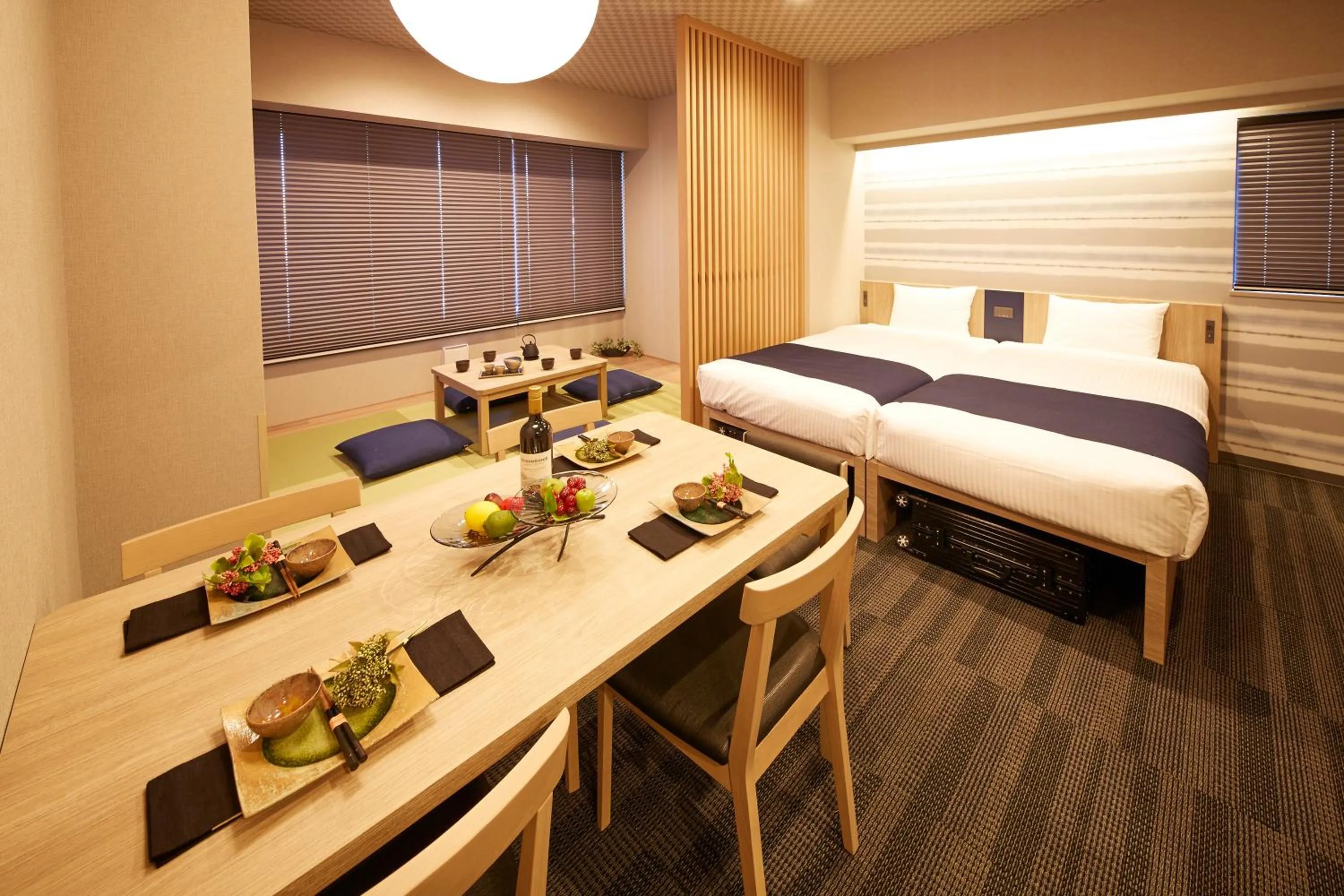 Bed in MONday Apart Premium Ginza Shintomicho
