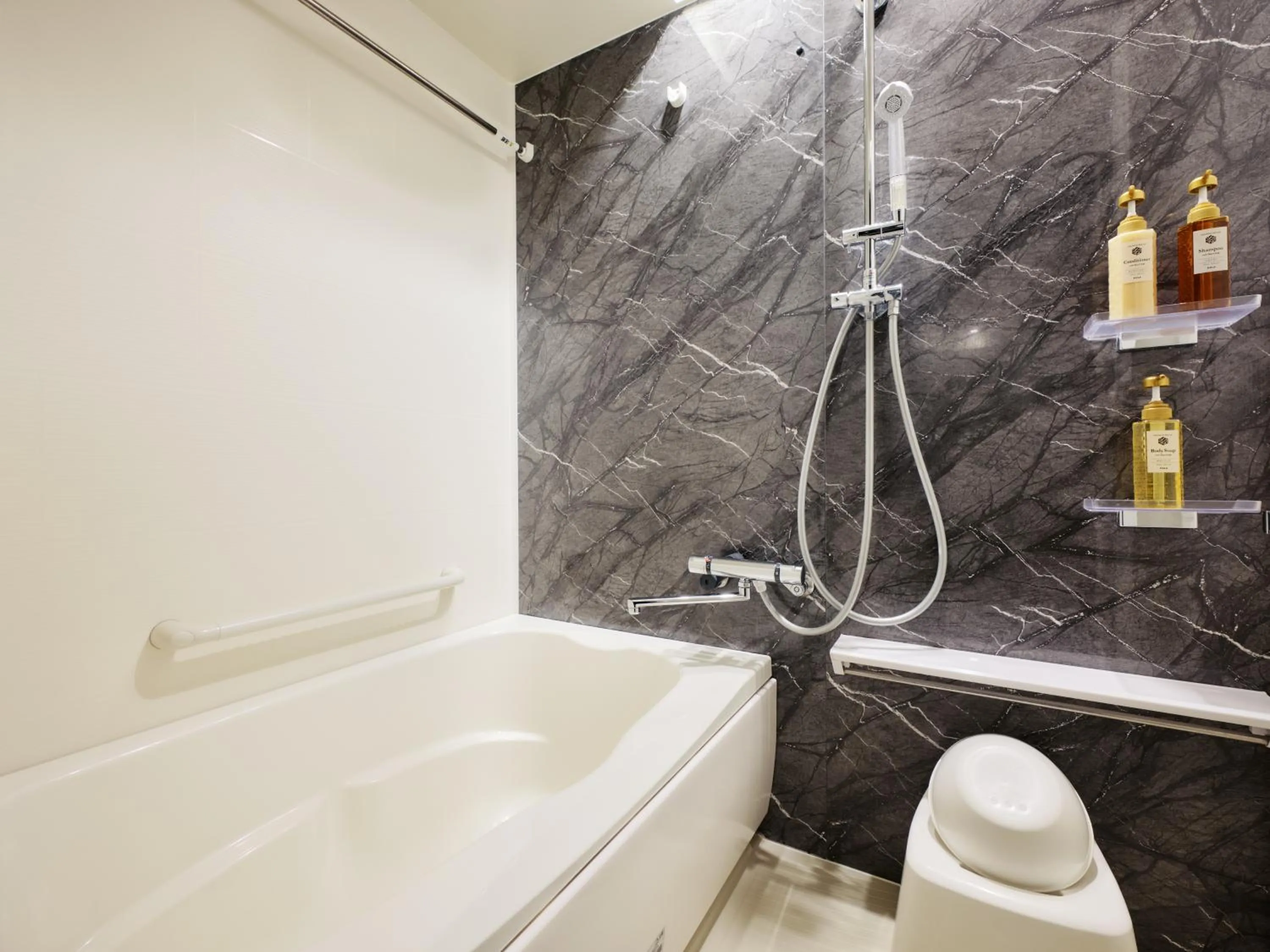 MONday Apart Premium Ginza Shintomicho