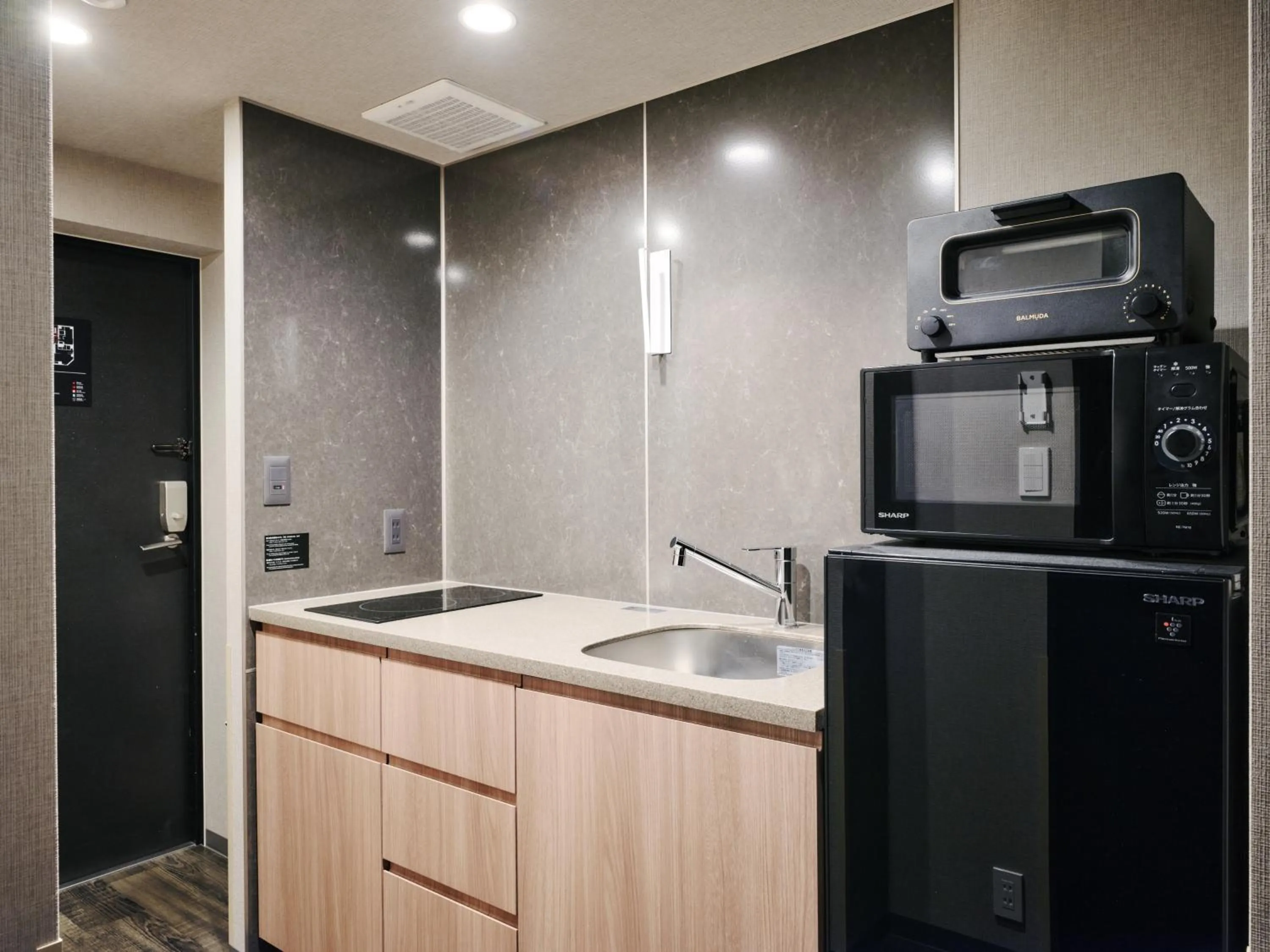 MONday Apart Premium Ginza Shintomicho