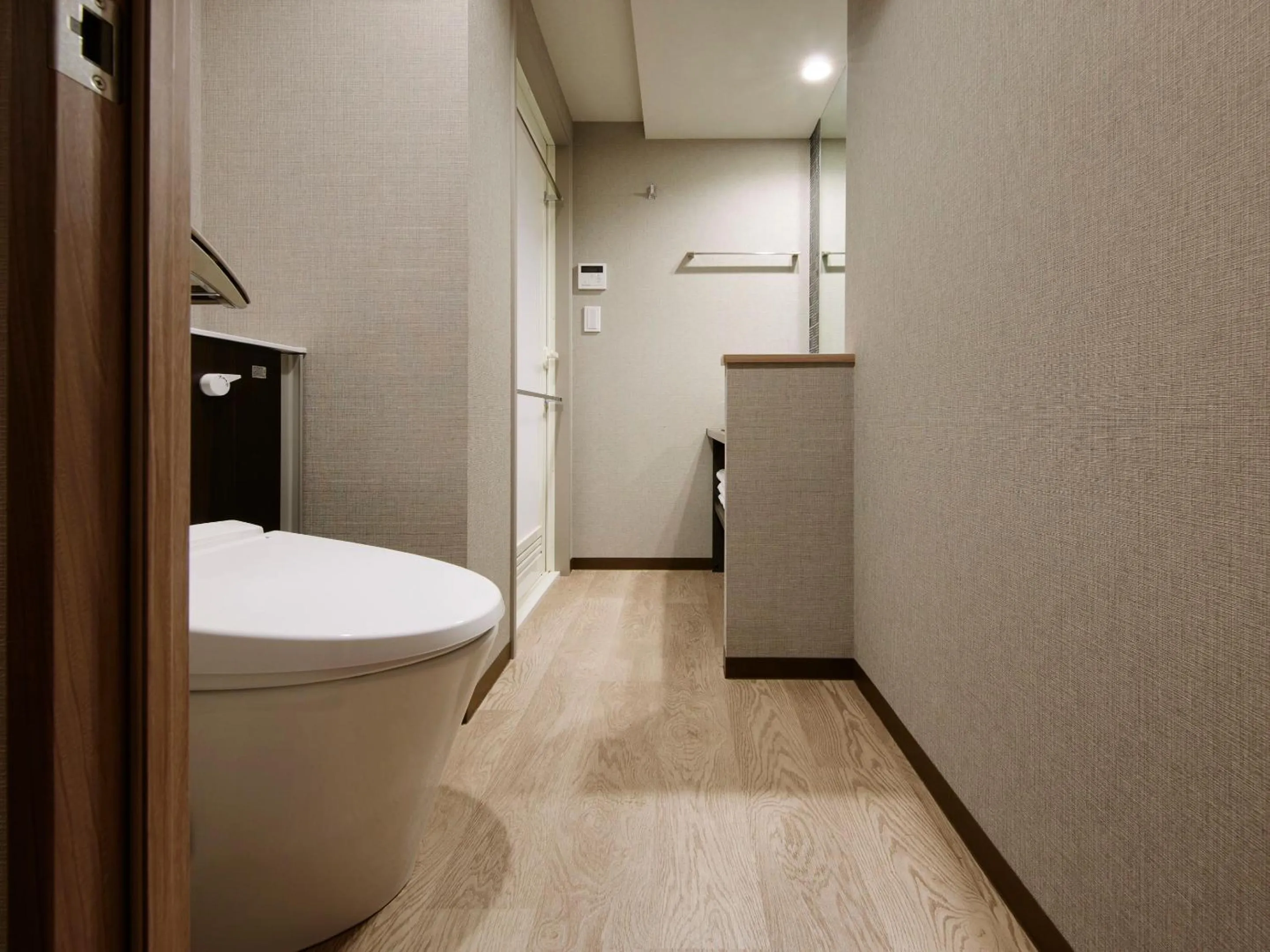 Toilet in Minn Kasai