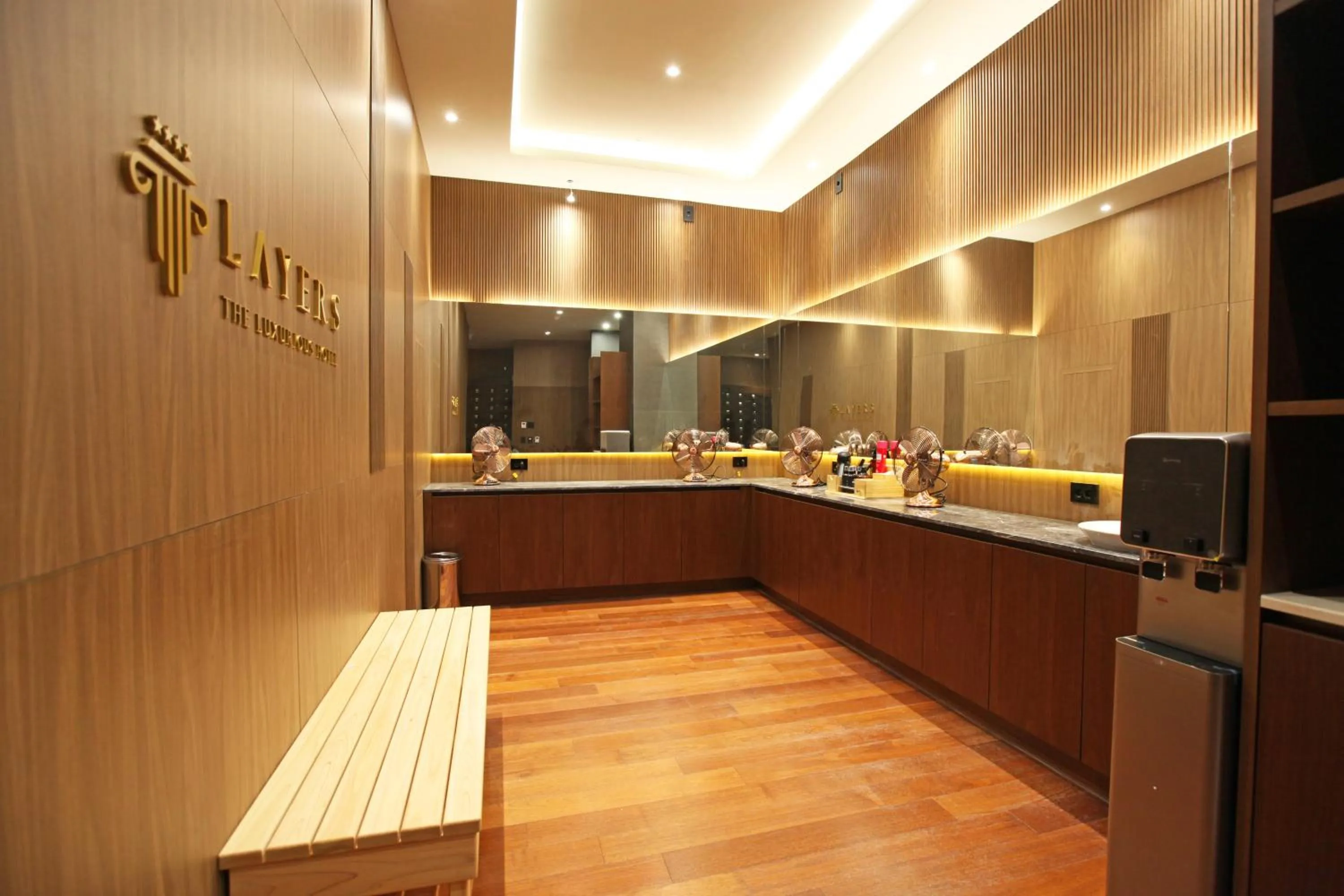 Layers Hotel Busan Hadan