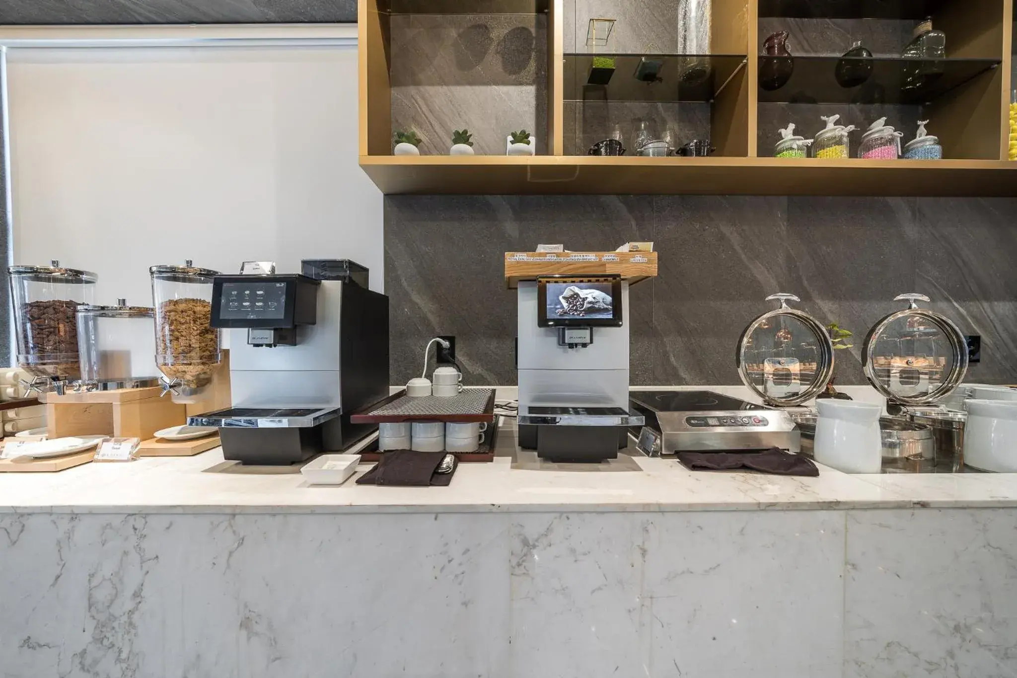 Restaurant/places to eat in Layers Hotel Busan Hadan Restaurant/places to eat in Layers Hotel Busan Hadan