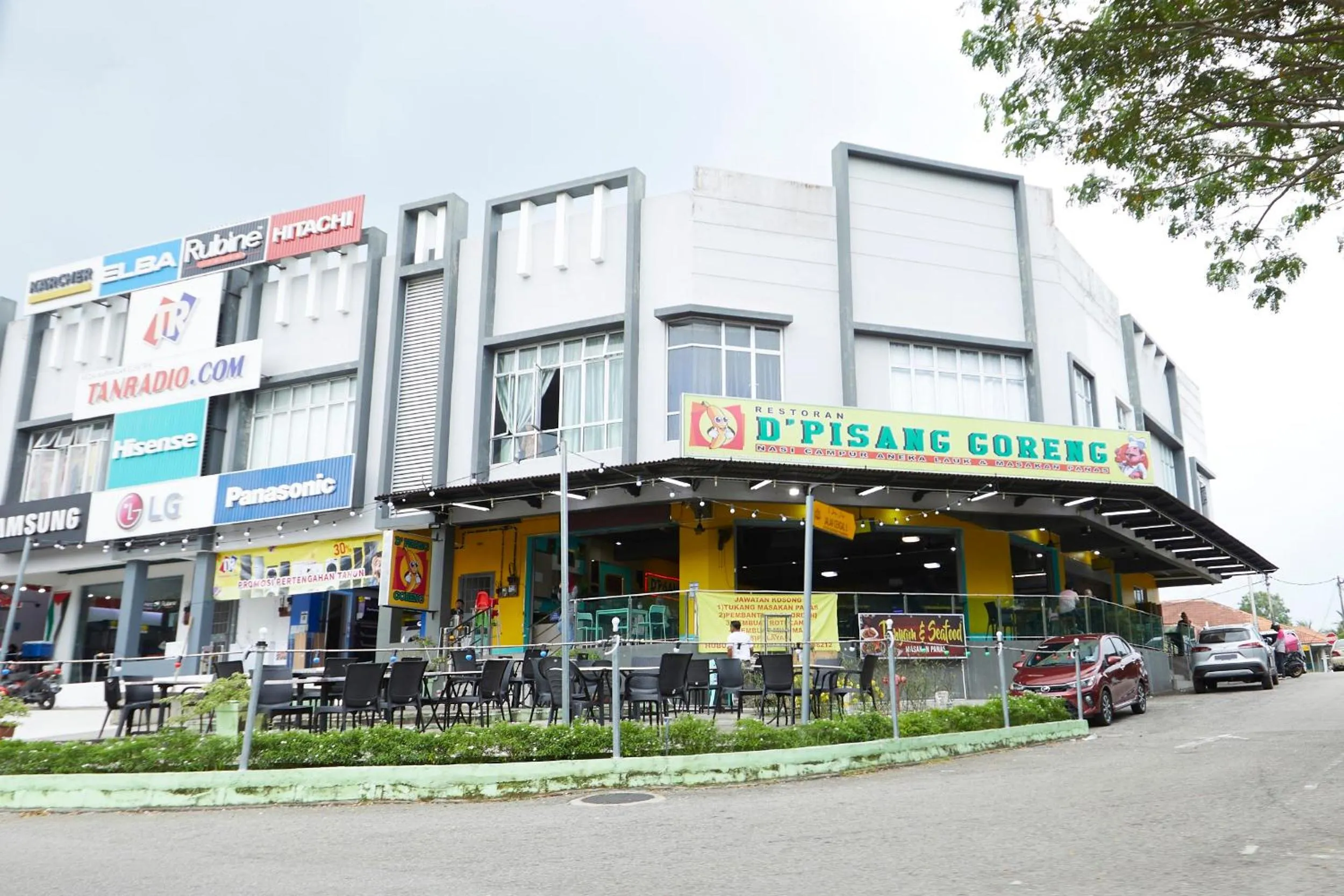Supermarket/grocery shop in Desaru Arcadia Villa By Convergence