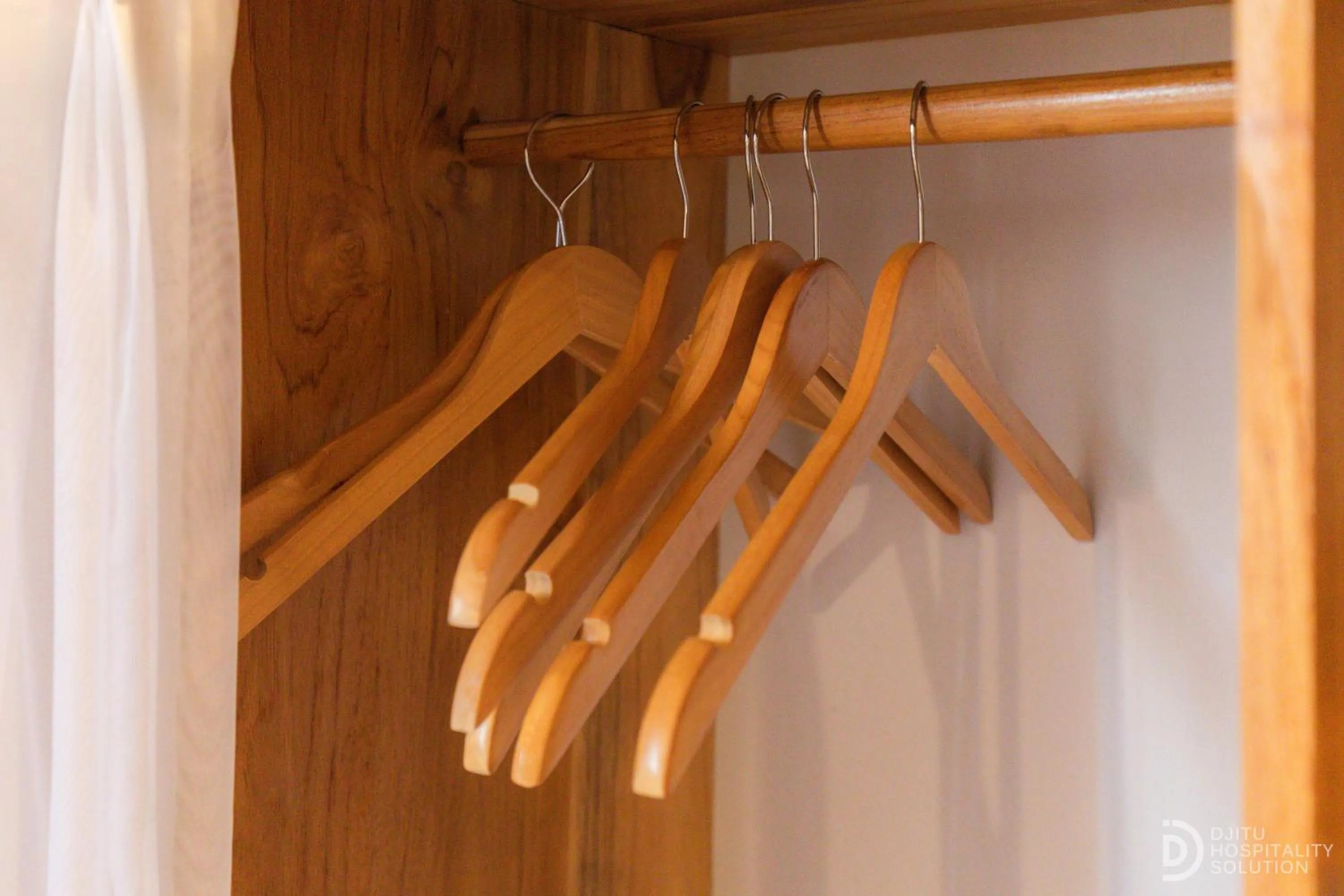 Deluxe Twin Room in NG Sweet Home