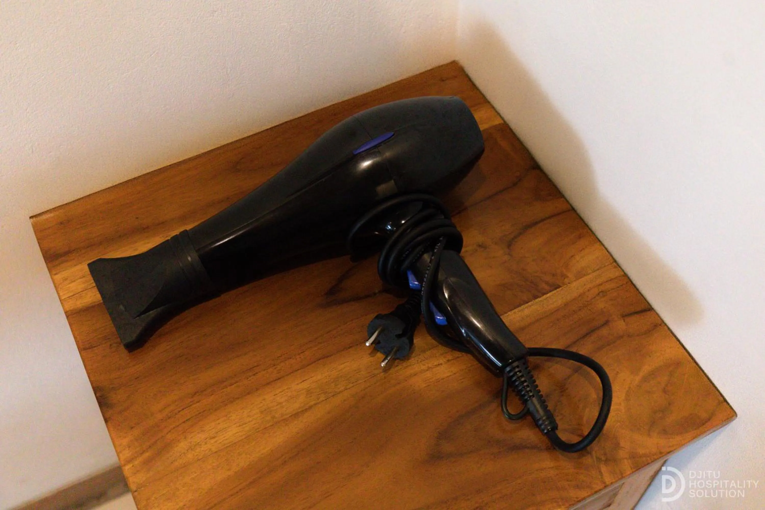 Deluxe Double Room with Balcony in NG Sweet Home