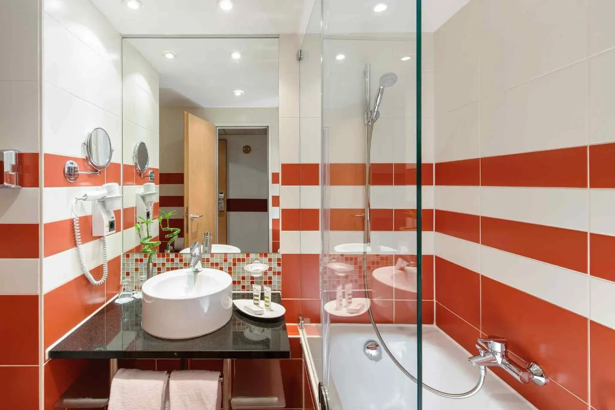 Bedroom in Mercure München City Schwabing Bedroom in Mercure München City Schwabing