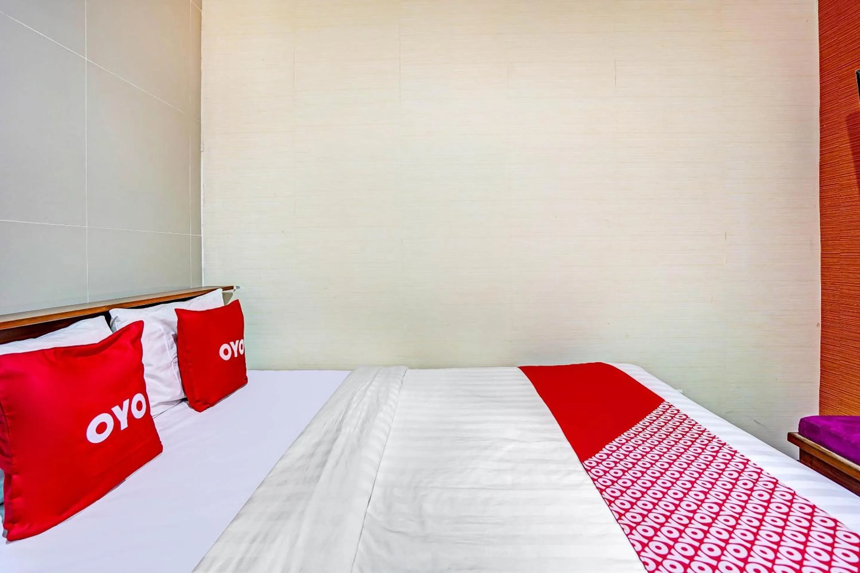 Bedroom in OYO Pratama Dukuh Kupang Sub