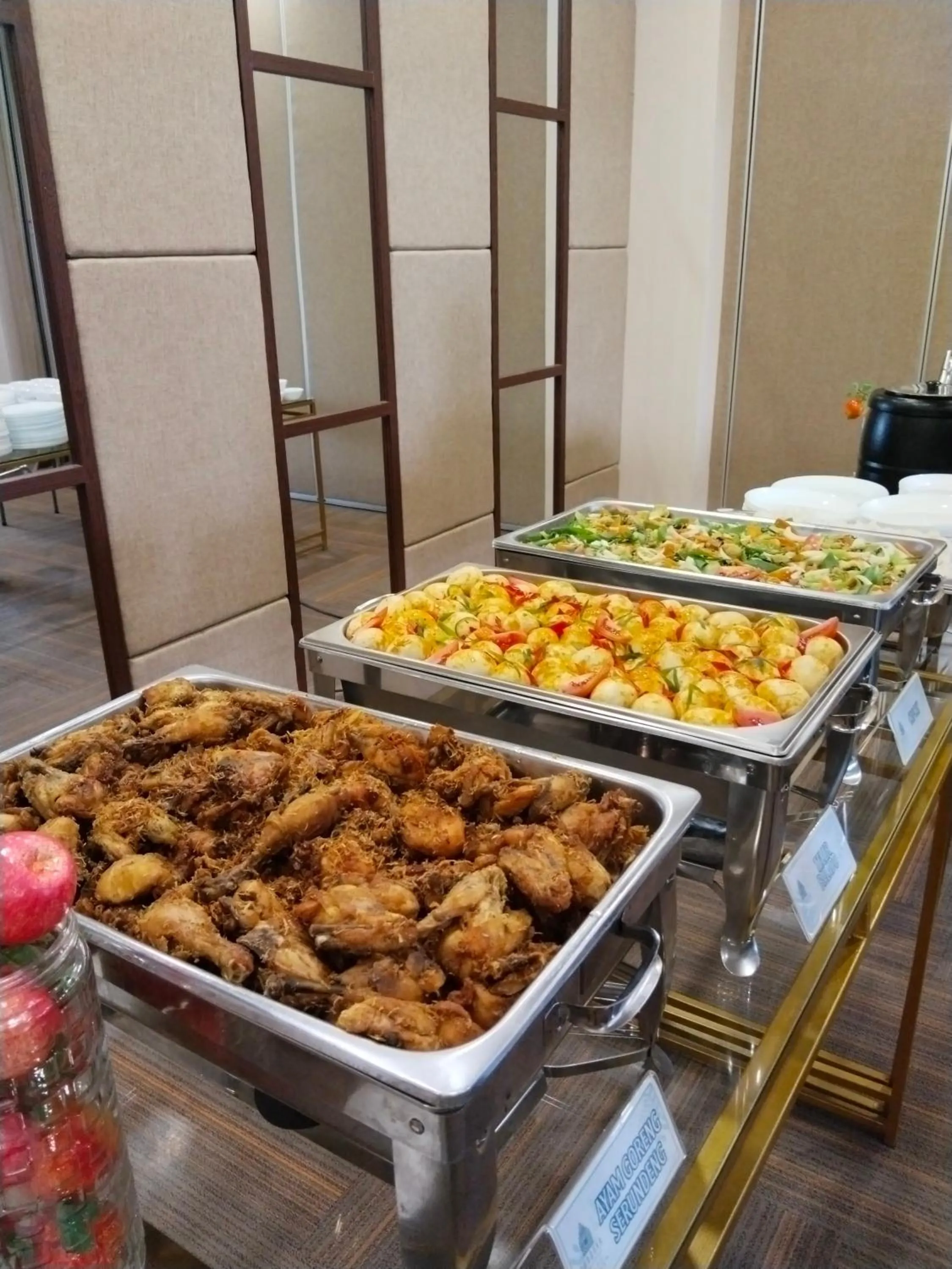 Food and drinks in Cordova Suites