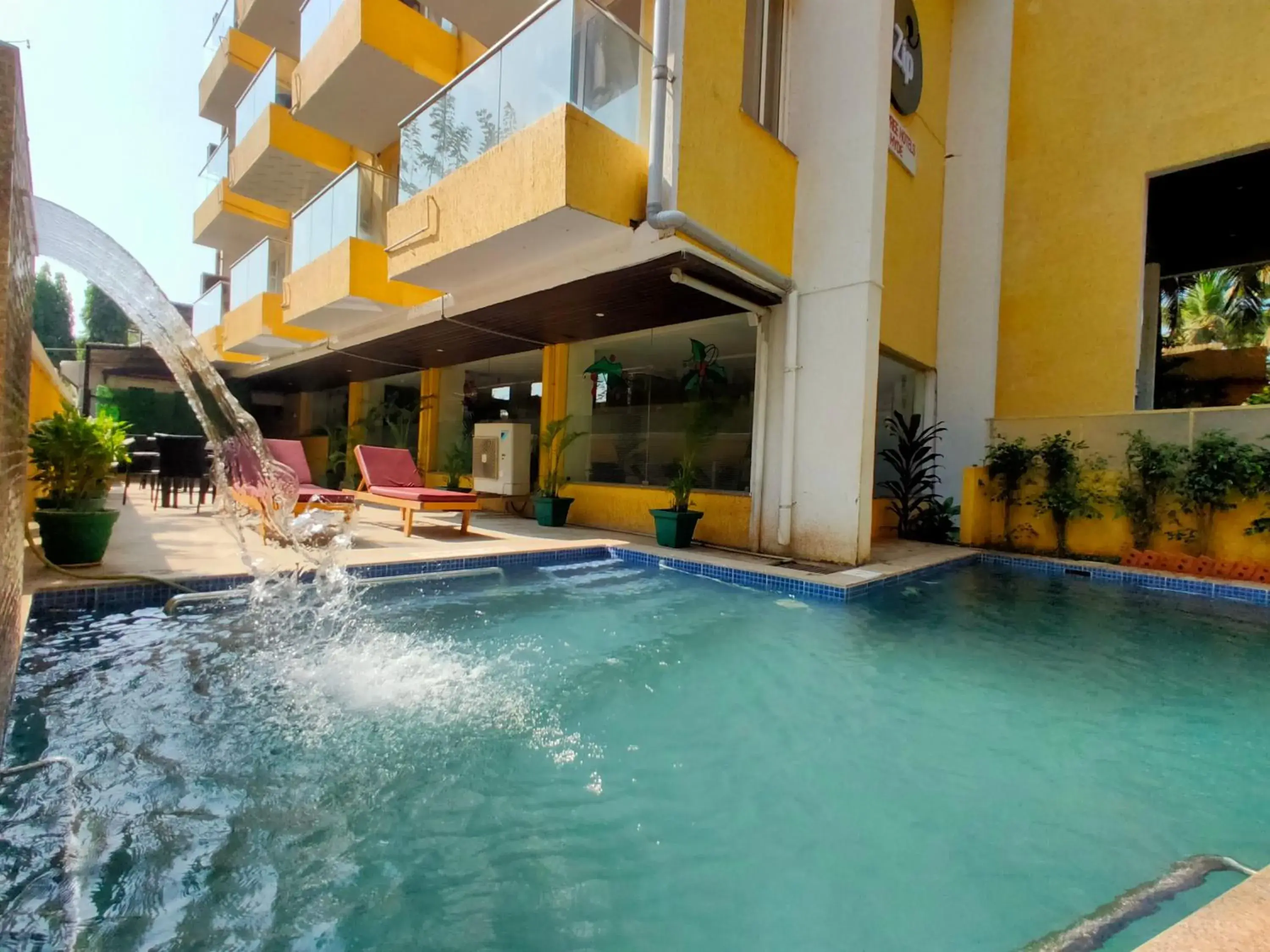 Swimming pool in Zip By Spree Hotels Hyde Goa Swimming pool in Zip By Spree Hotels Hyde Goa