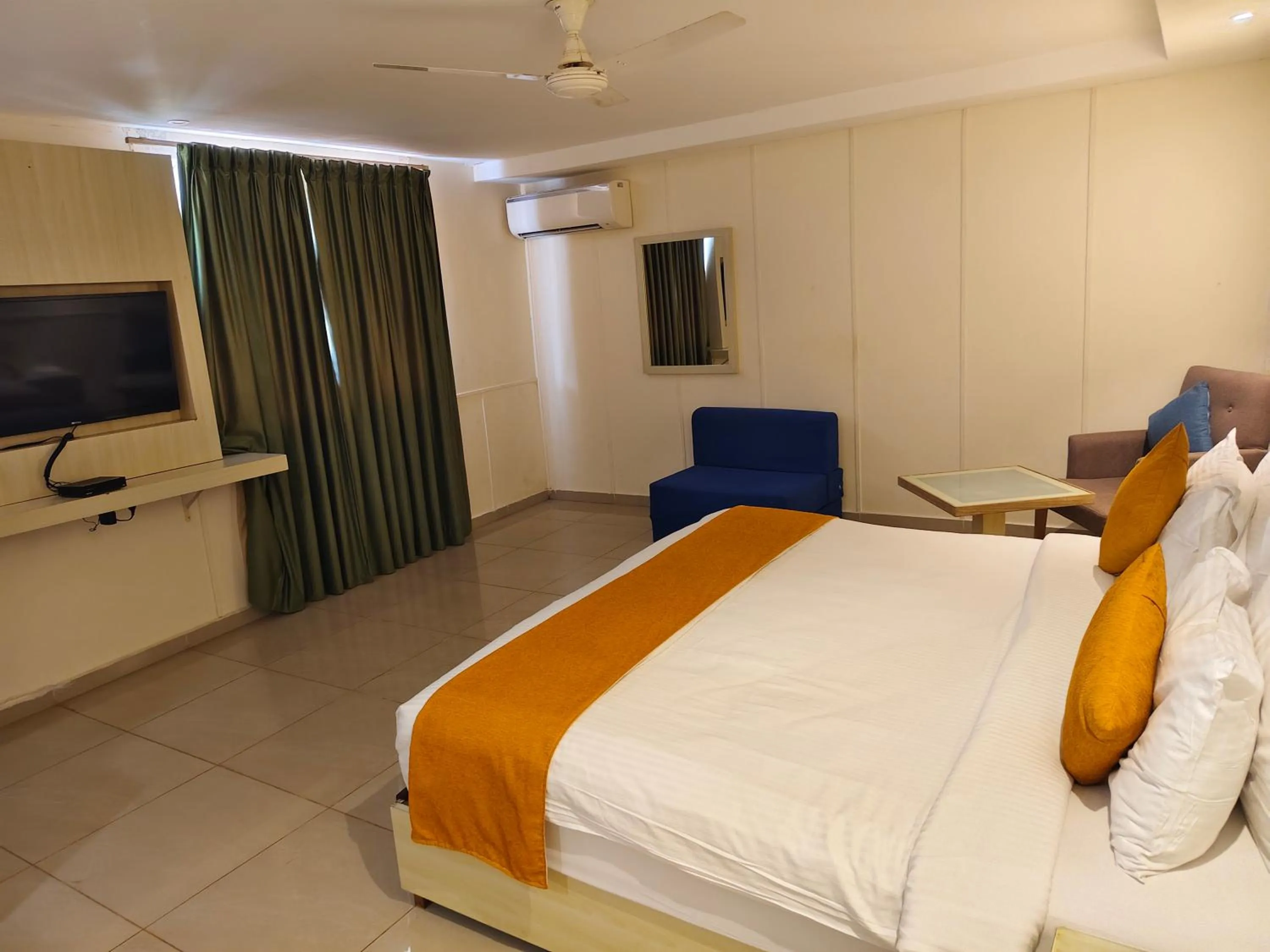 Bedroom, Bed in Trevon Hotels & Resorts Goa