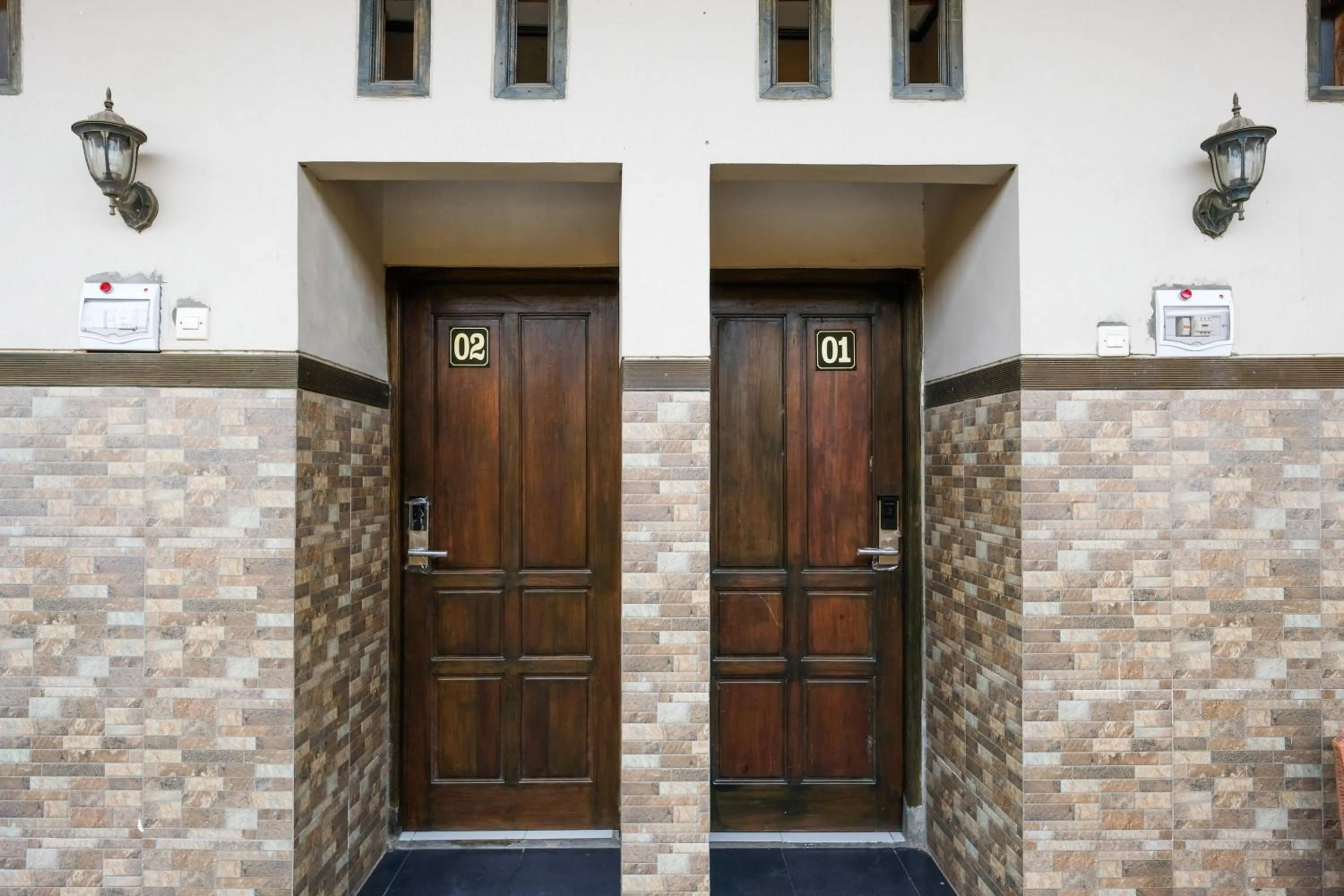 Property building in RedDoorz near Mojokerto Train Station