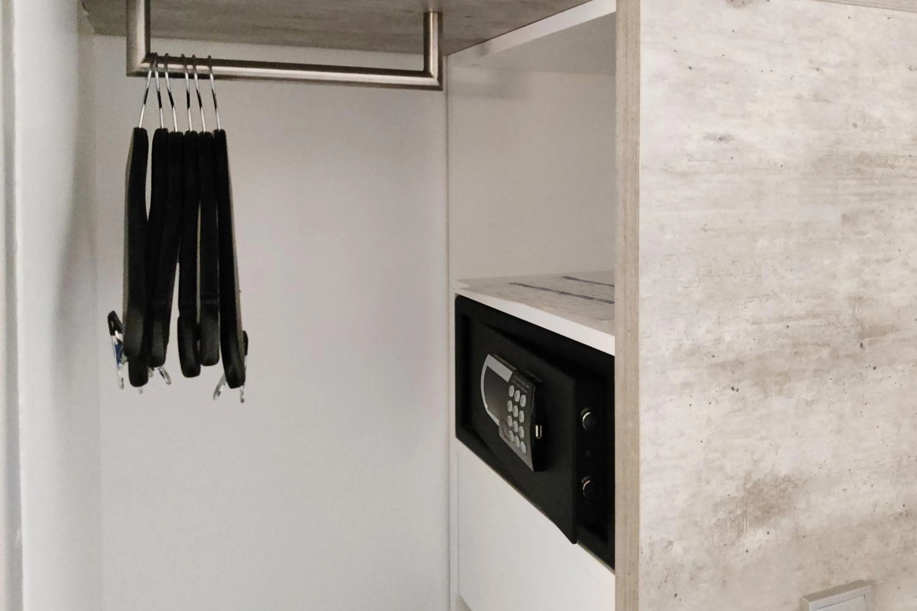 Photo of the whole room in Garner Hotel Wiesbaden City by IHG