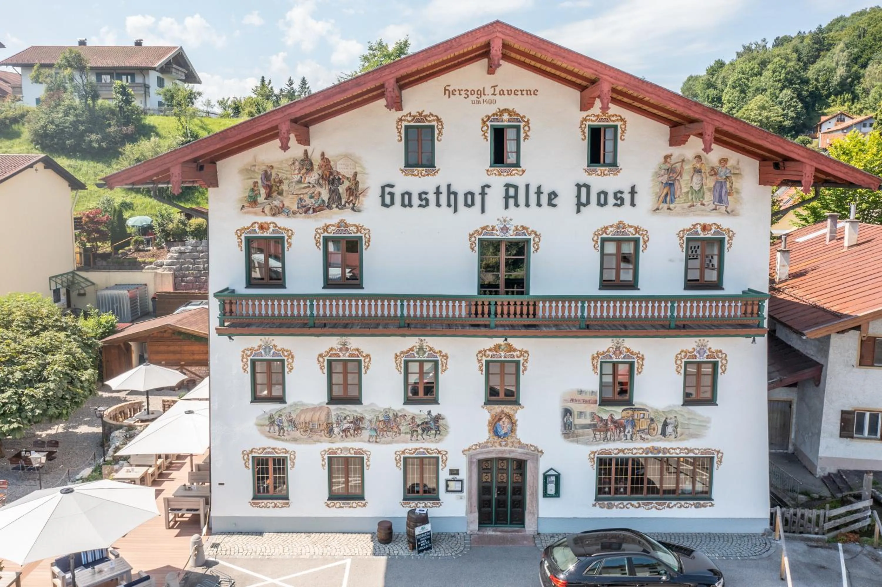 Property building in Hotel Alte Post