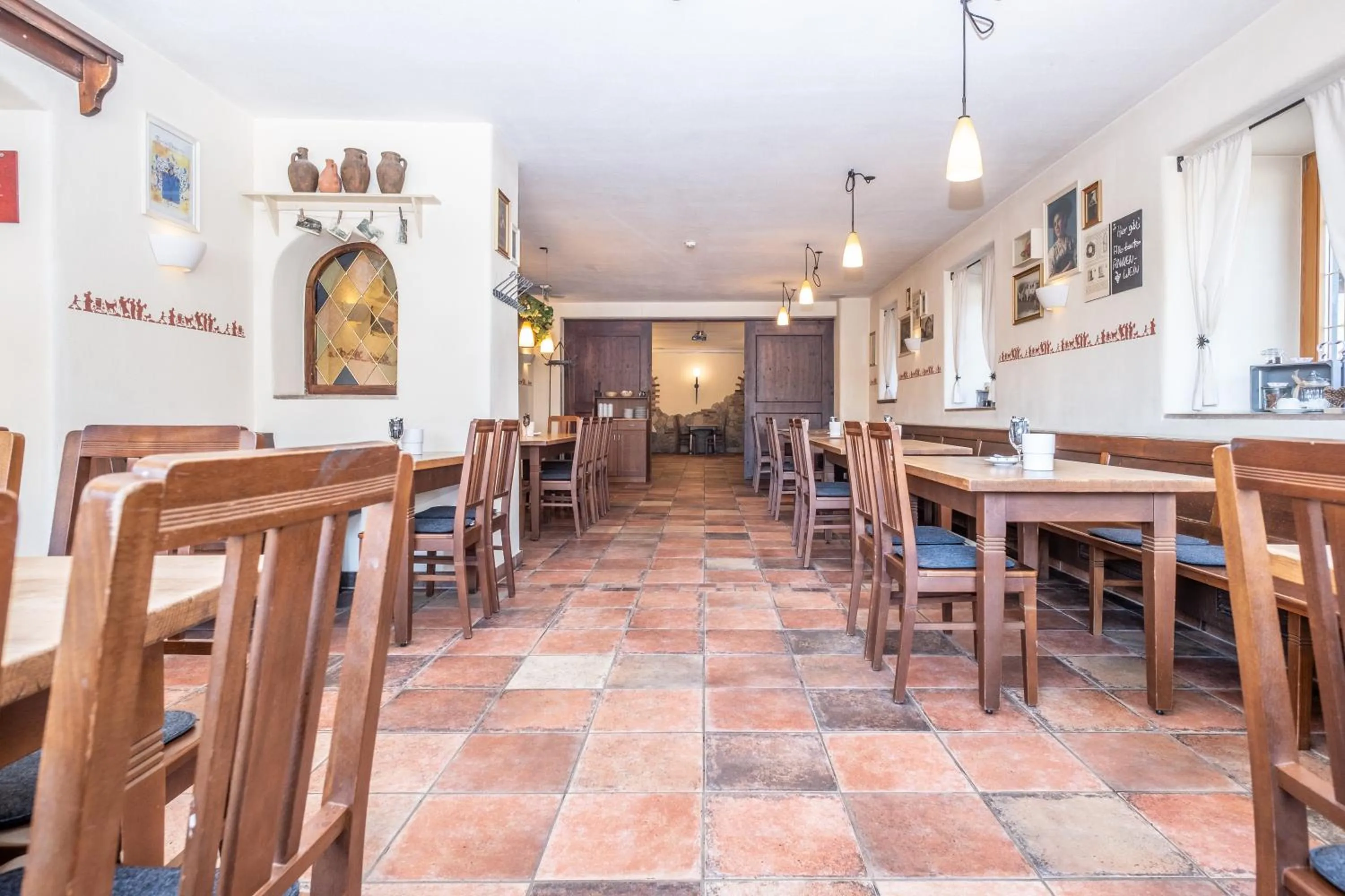 Restaurant/places to eat in Hotel Alte Post