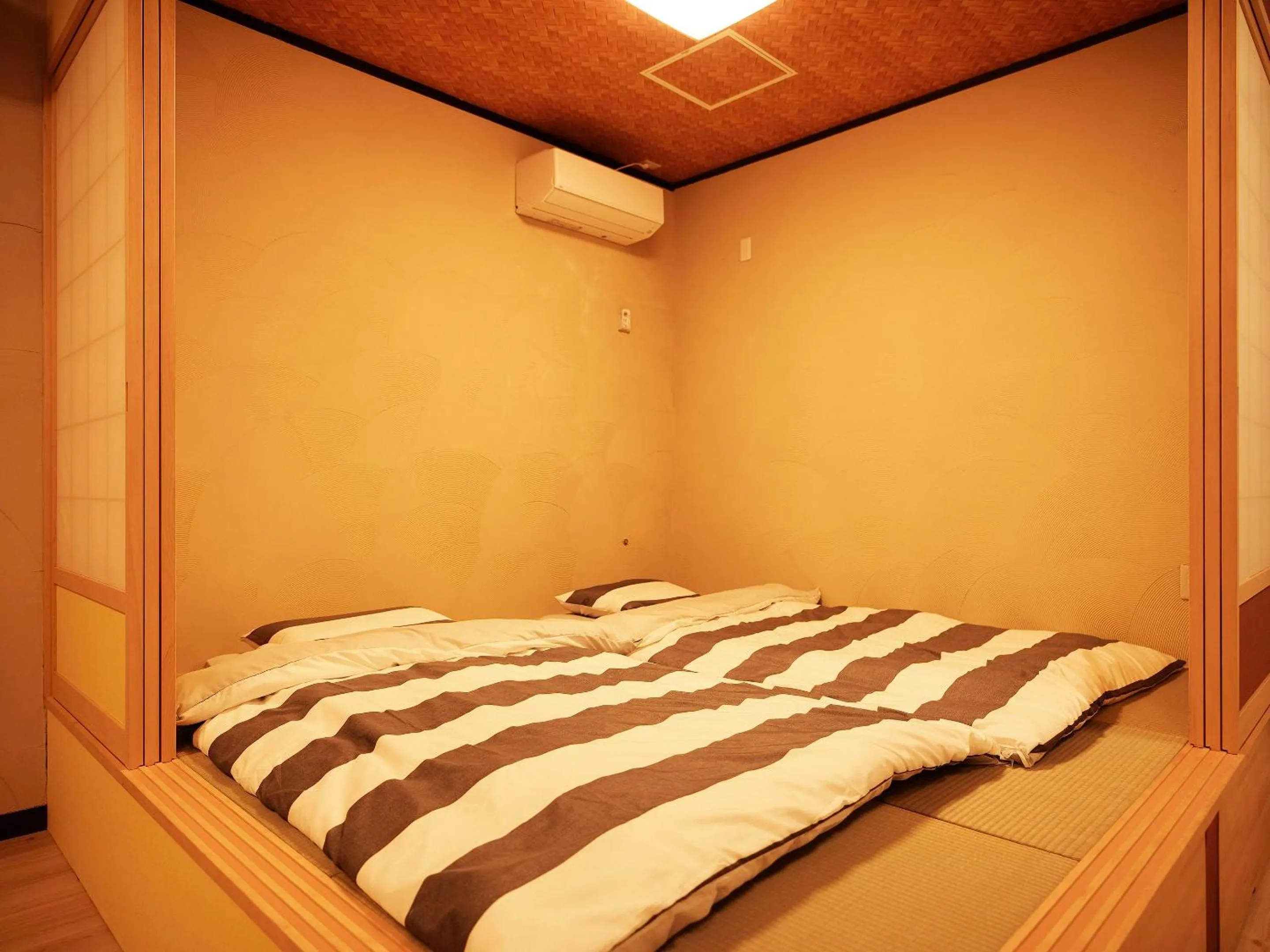 Bedroom, Bed in Mcity in Maejima