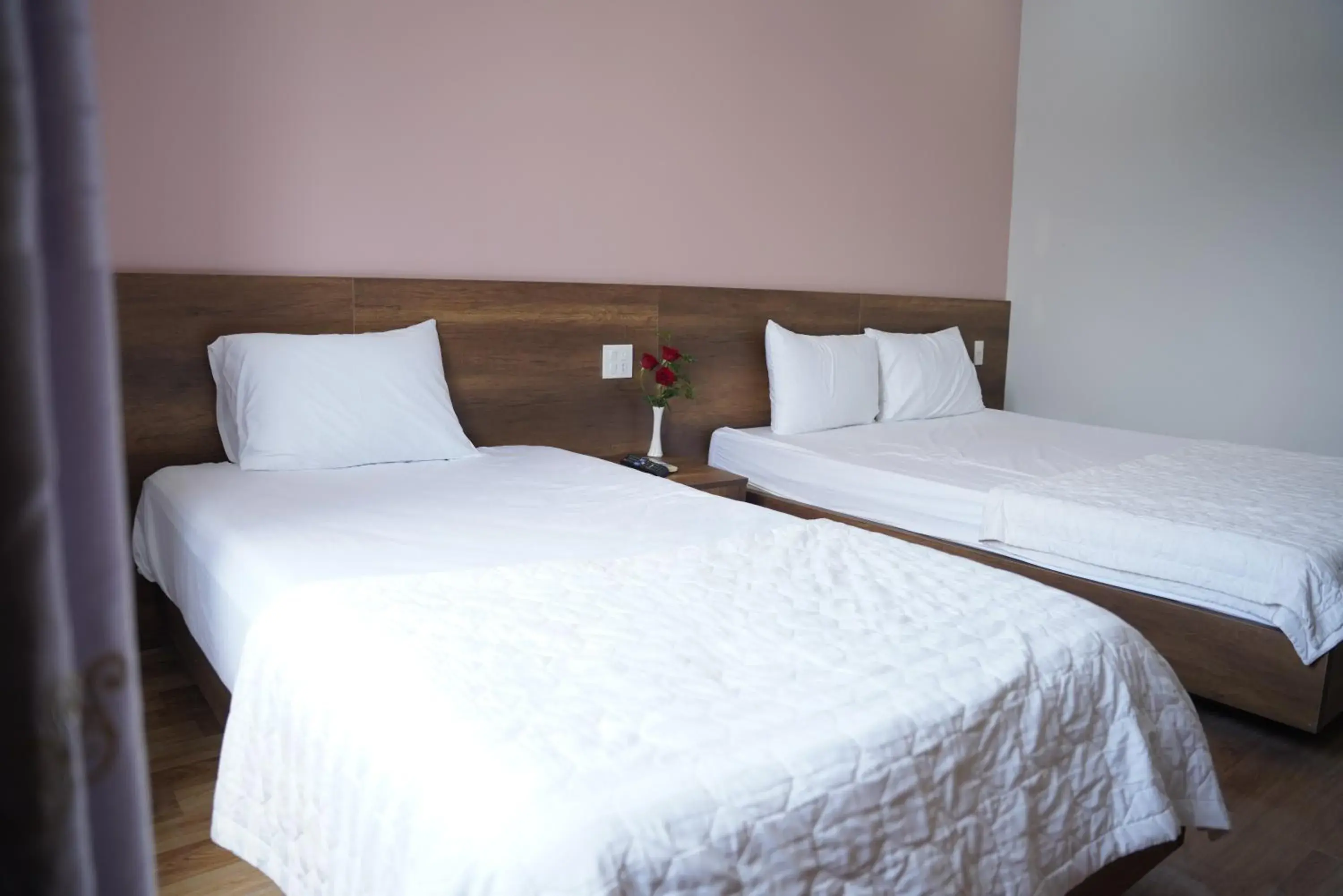 Bed in KHÁCH SẠN ĐẾ VƯƠNG Bed in KHÁCH SẠN ĐẾ VƯƠNG