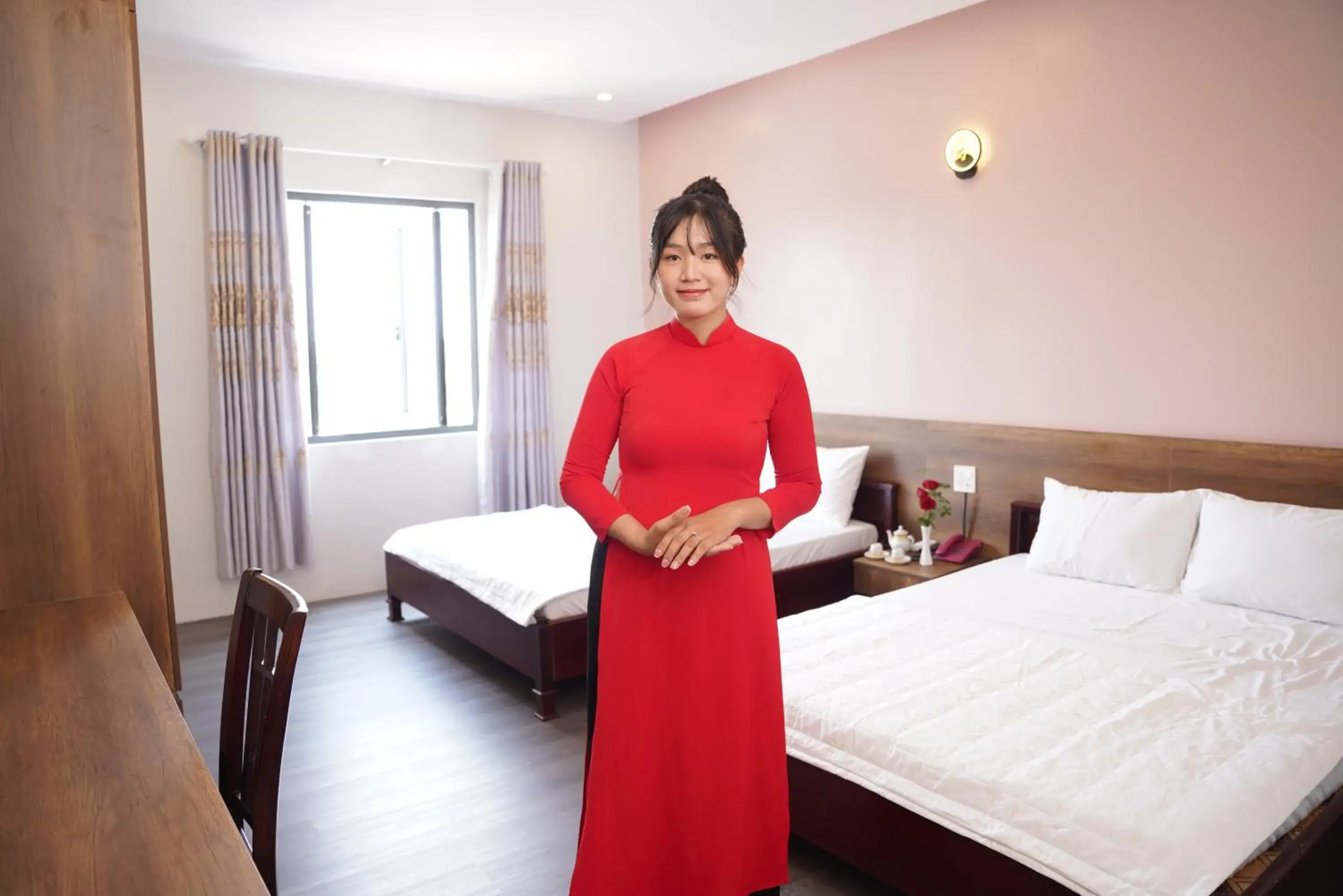 Photo of the whole room, Bed in KHÁCH SẠN ĐẾ VƯƠNG Photo of the whole room, Bed in KHÁCH SẠN ĐẾ VƯƠNG