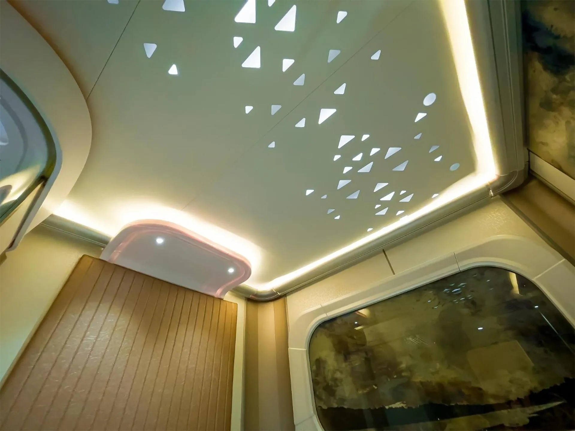 CAPS LOCK Future Hotel