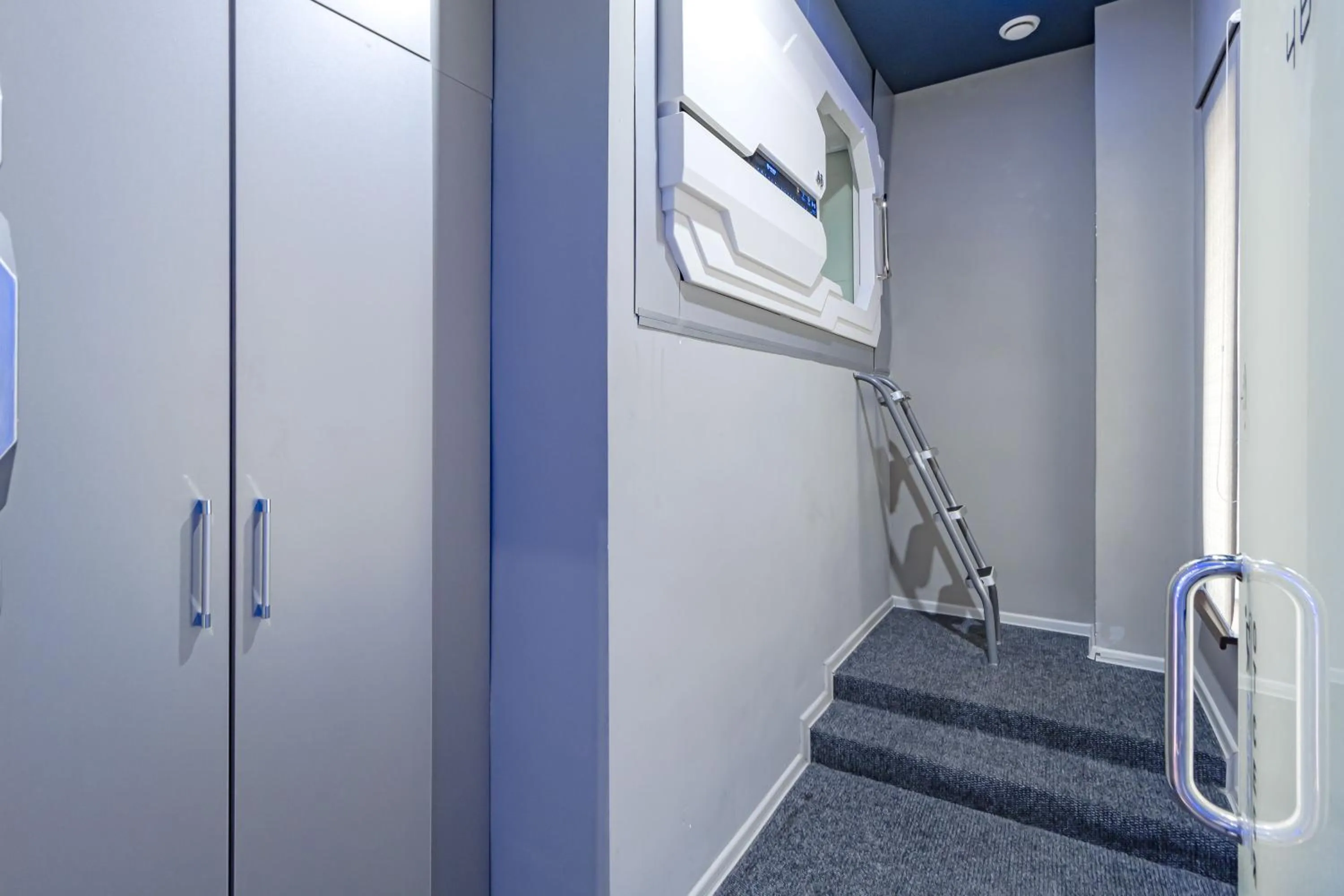 CAPS LOCK Future Hotel