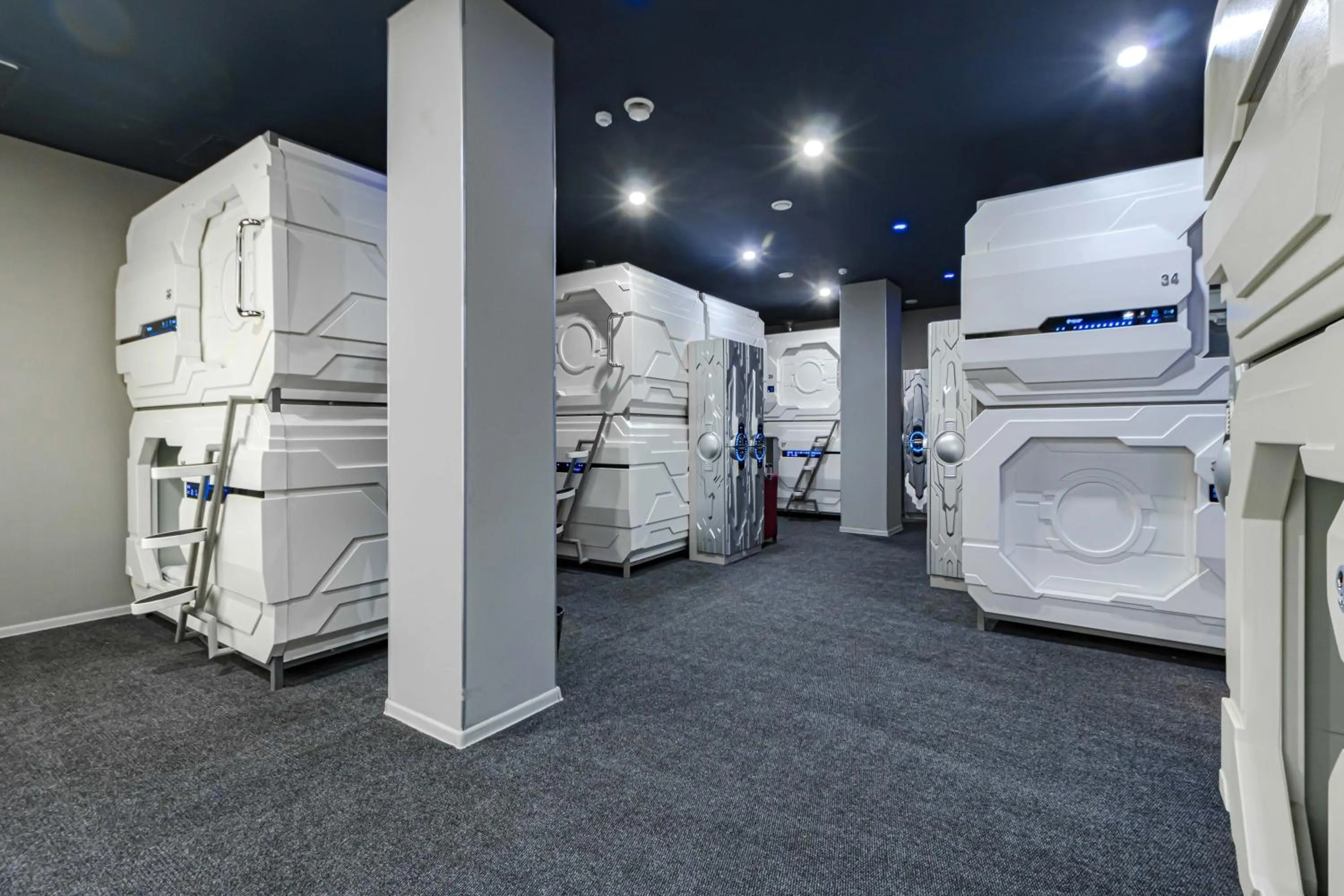 CAPS LOCK Future Hotel