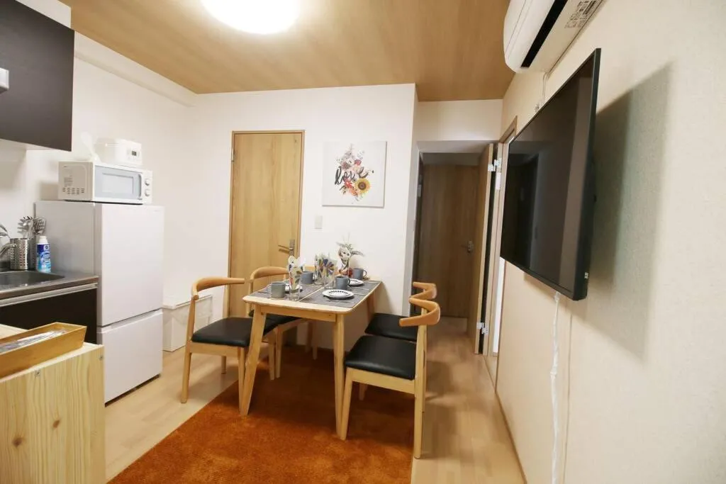 Dining area in Uhome Suido Apartment SD