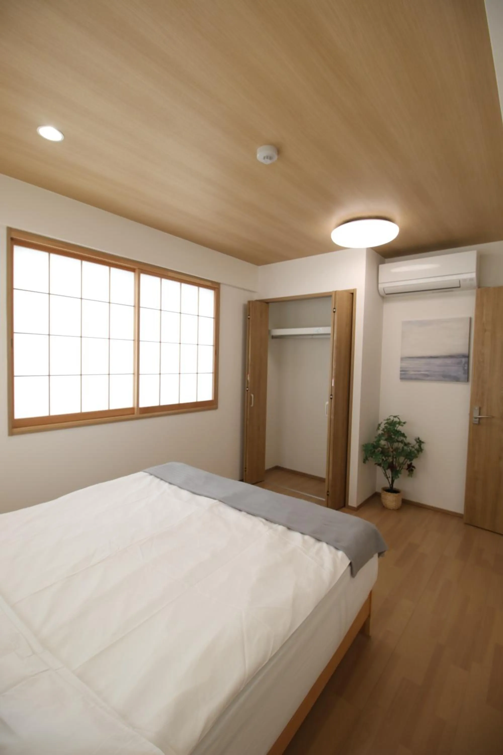 Bed in Uhome Suido Apartment SD