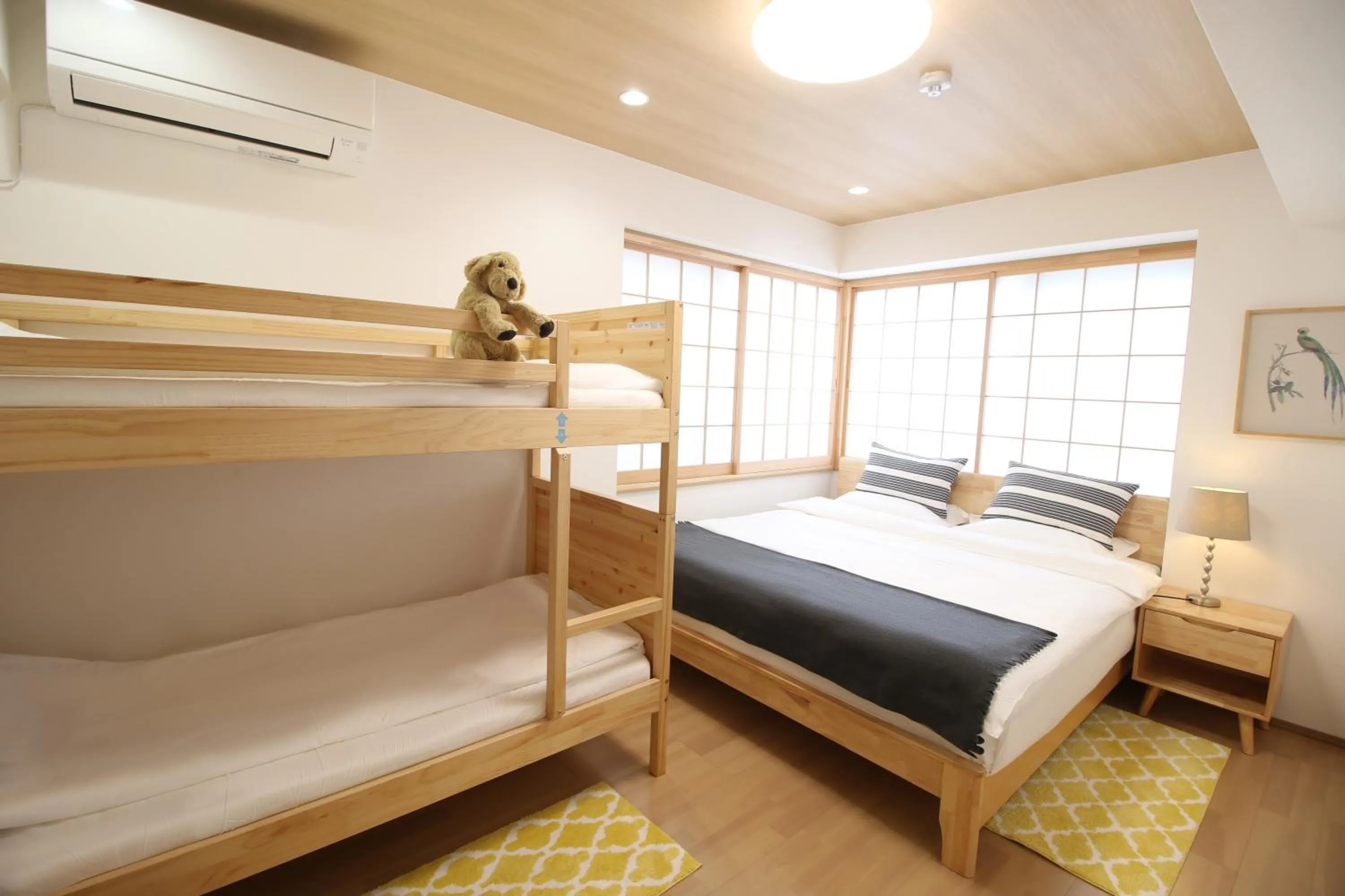 Bed in Uhome Suido Apartment SD