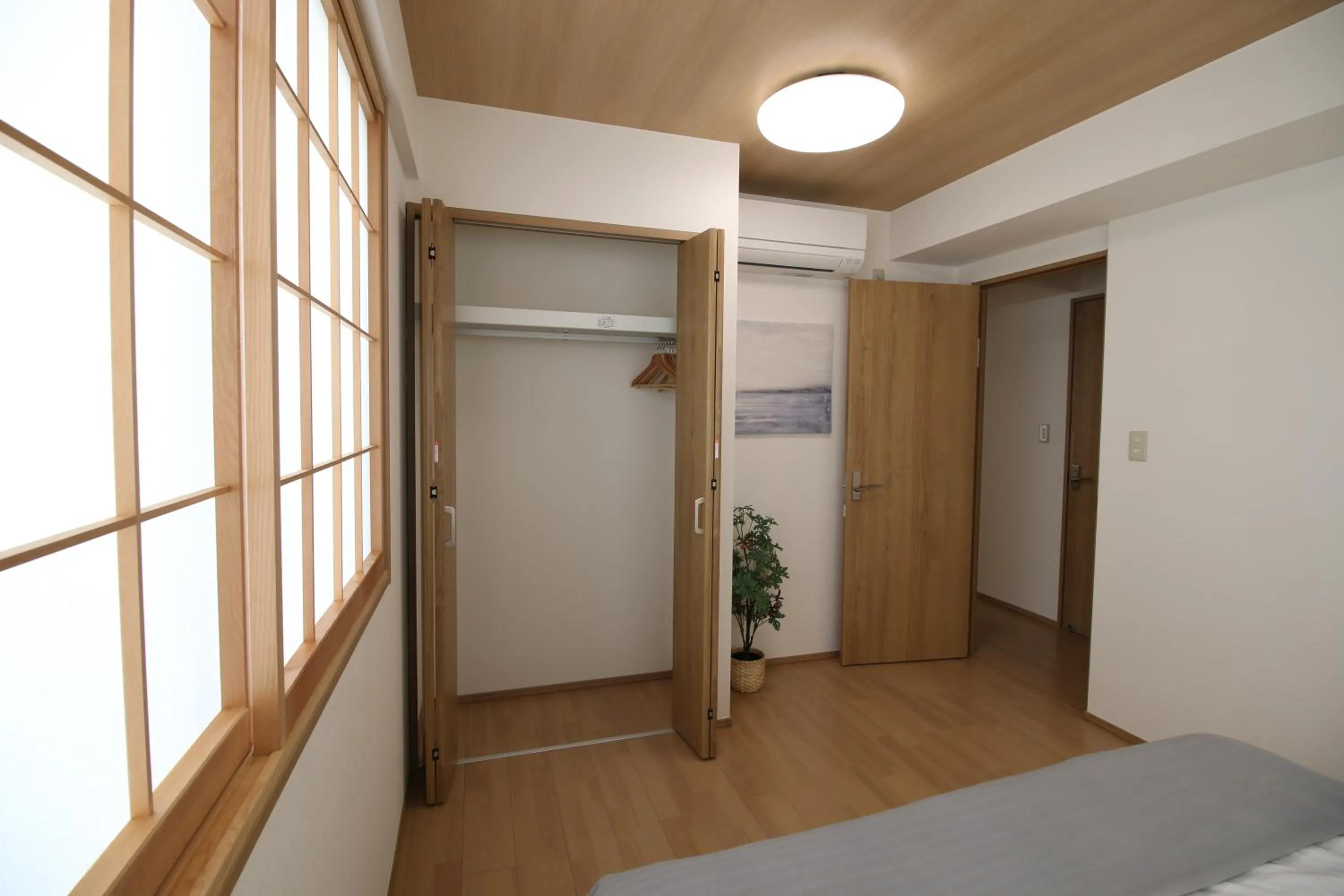 Bed in Uhome Suido Apartment SD