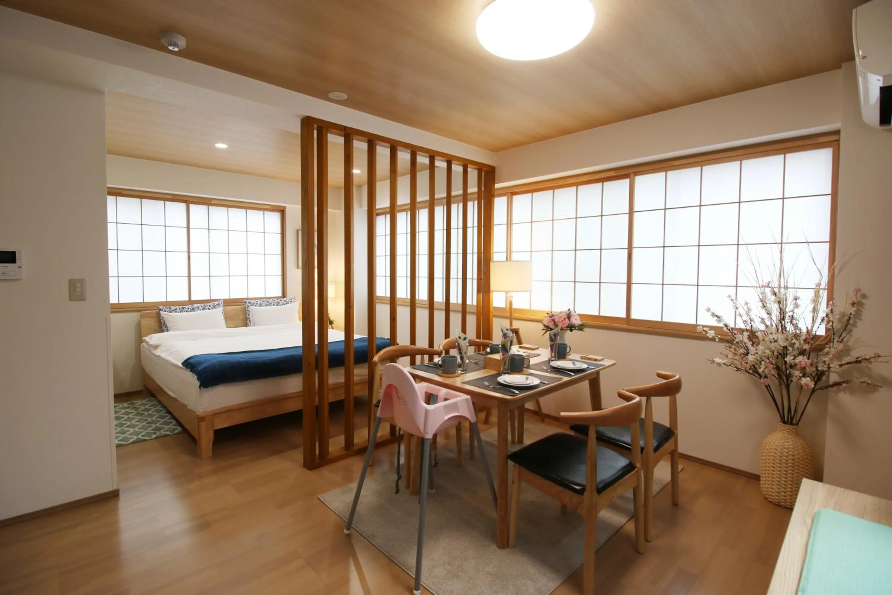 Bed in Uhome Suido Apartment SD