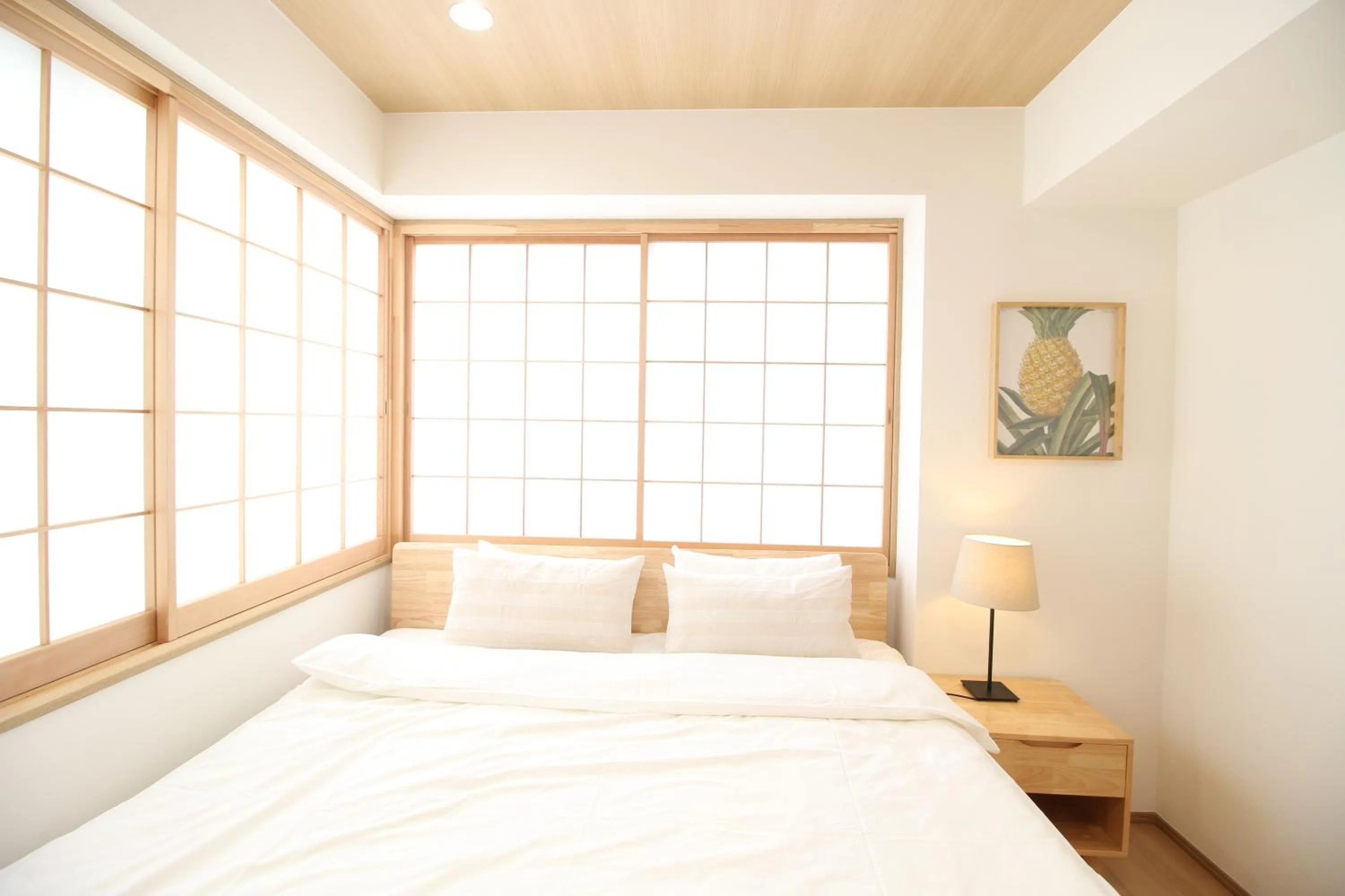 Bed in Uhome Suido Apartment SD
