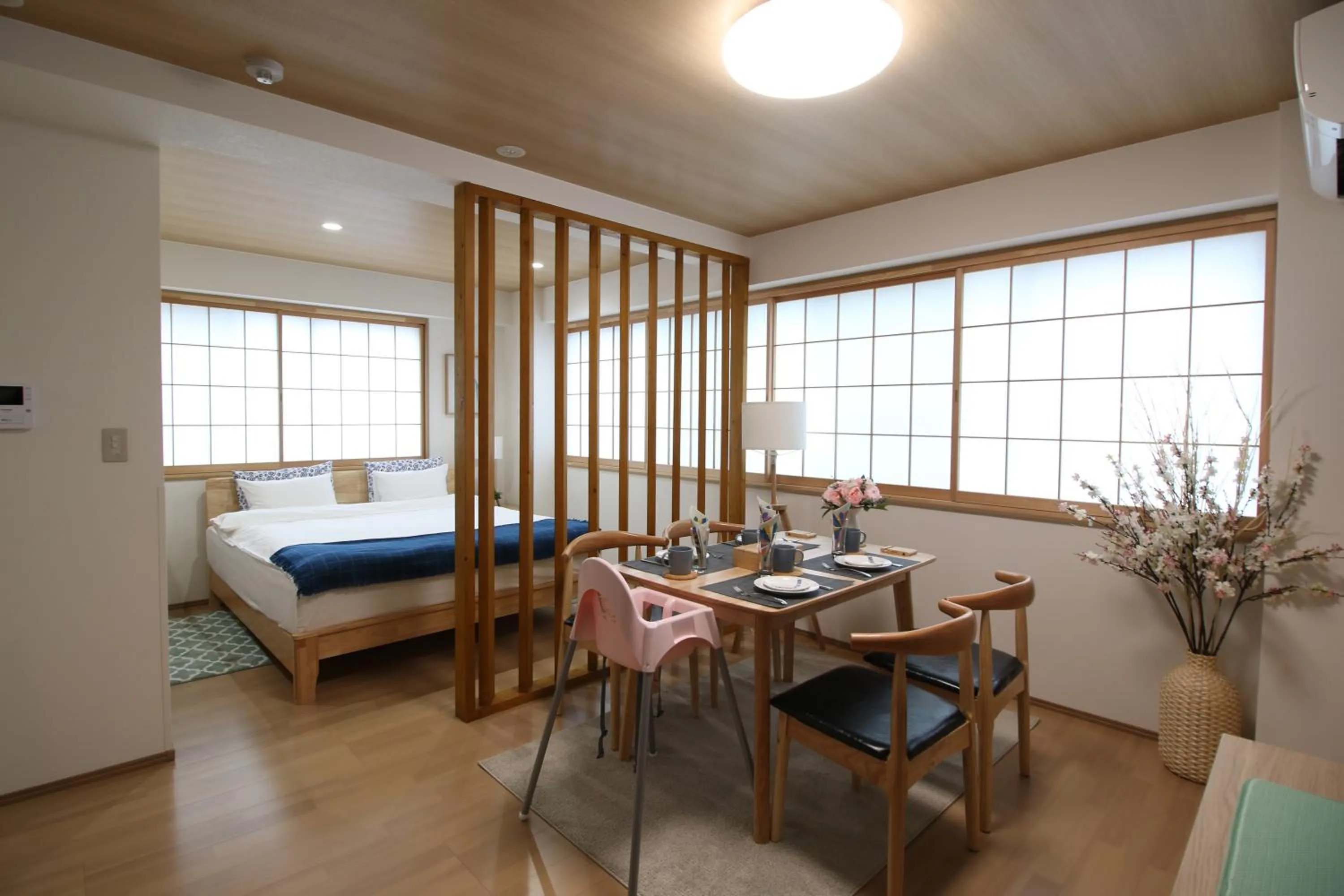 Bed in Uhome Suido Apartment SD