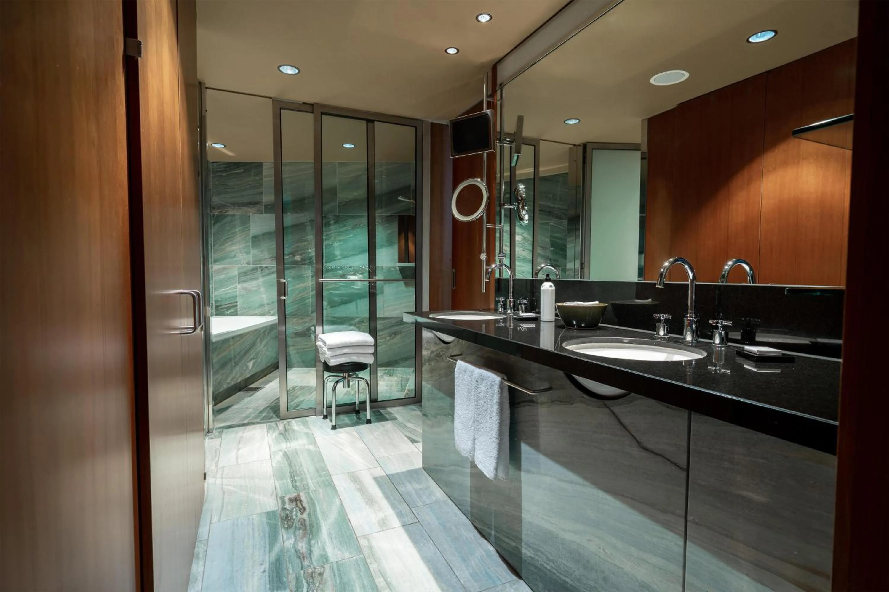 Bathroom in Grand Hyatt Berlin