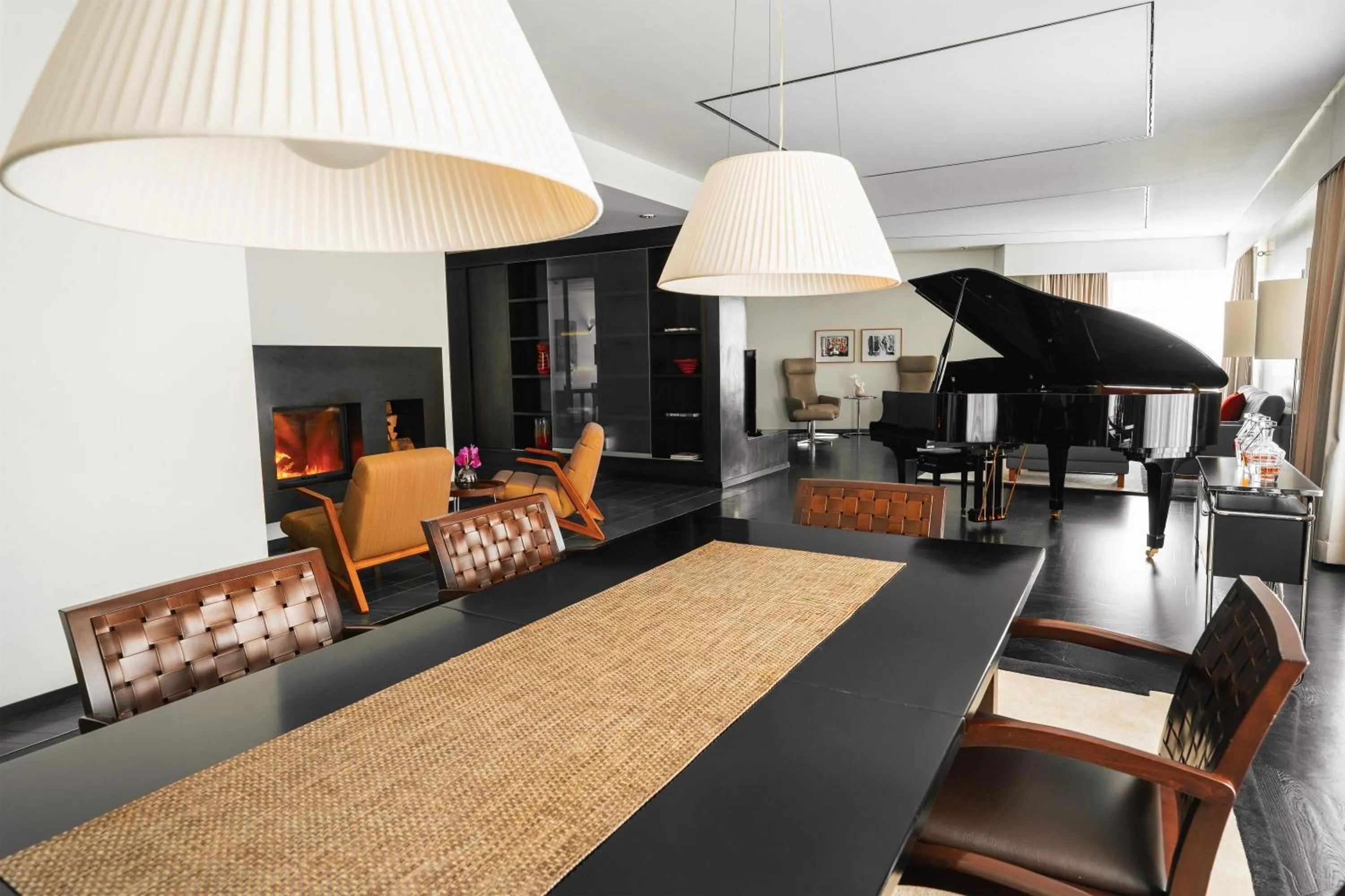 Photo of the whole room in Grand Hyatt Berlin