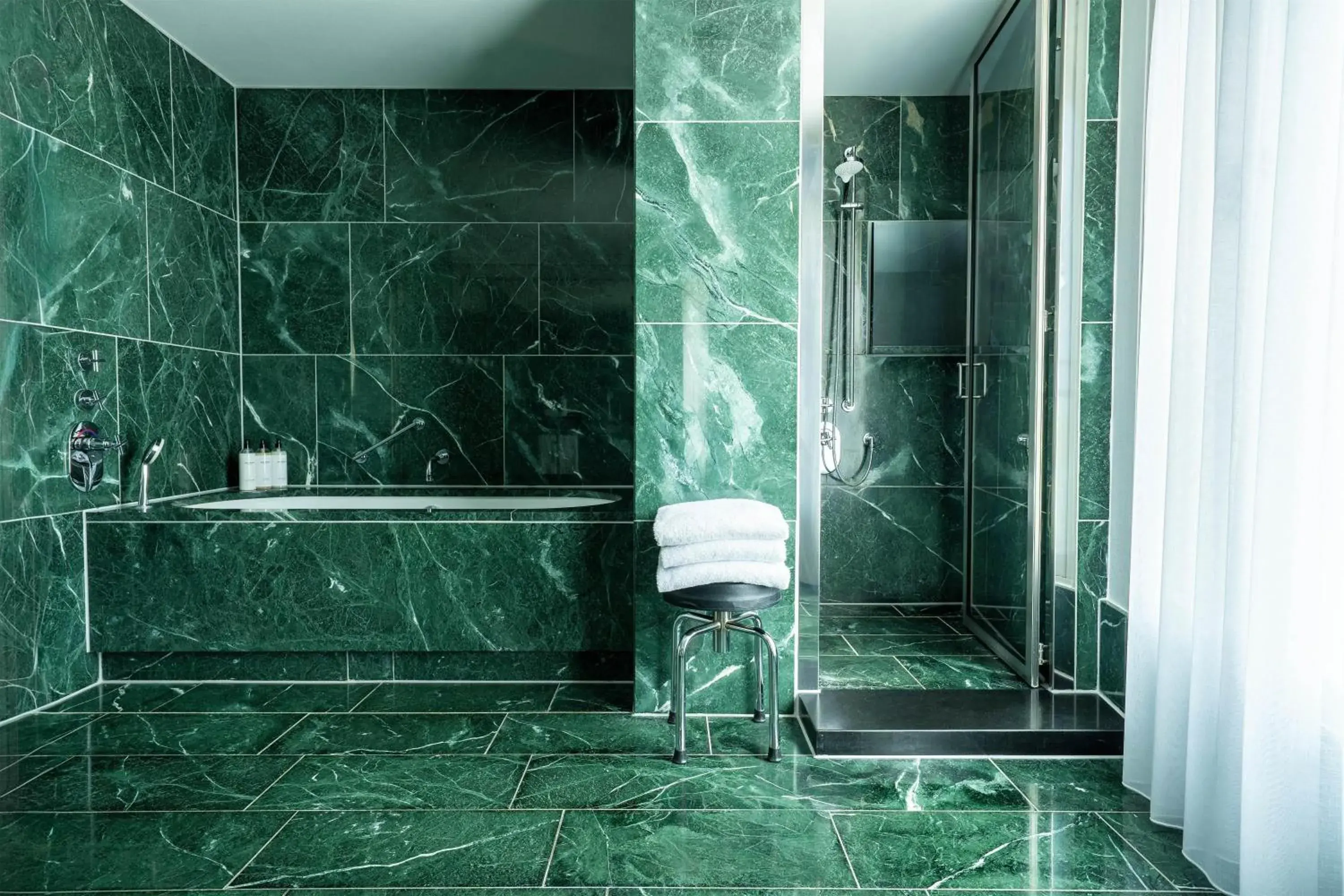 Grand Executive Suite in Grand Hyatt Berlin Grand Executive Suite in Grand Hyatt Berlin