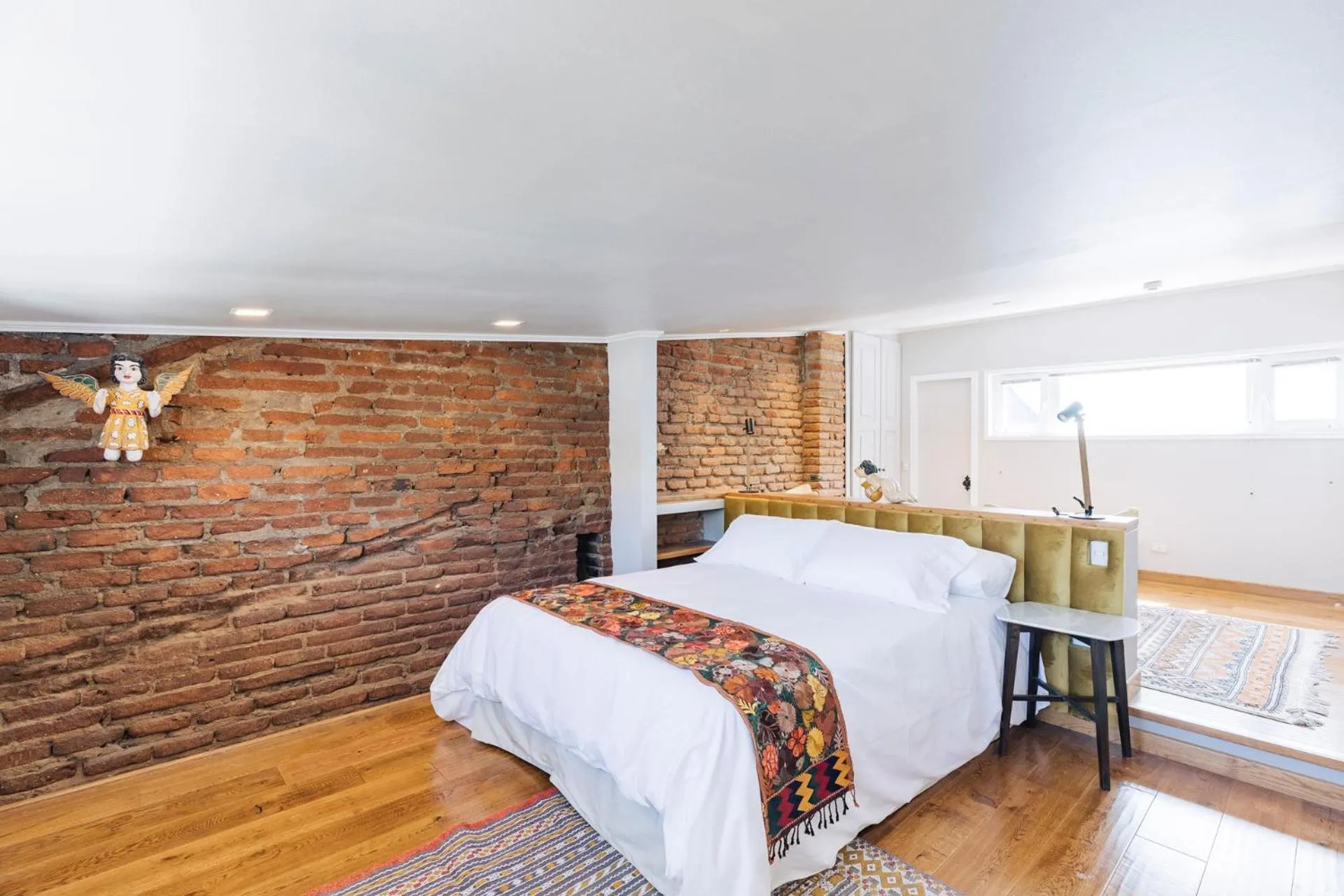 Bed in Casablu Hotel