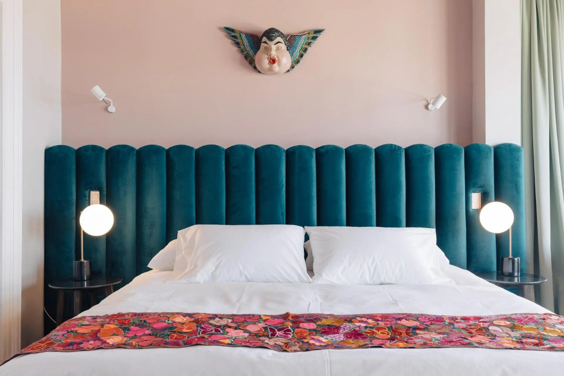 Bedroom, Bed in Casablu Hotel