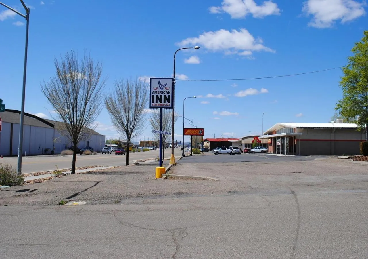 Street view in American inn