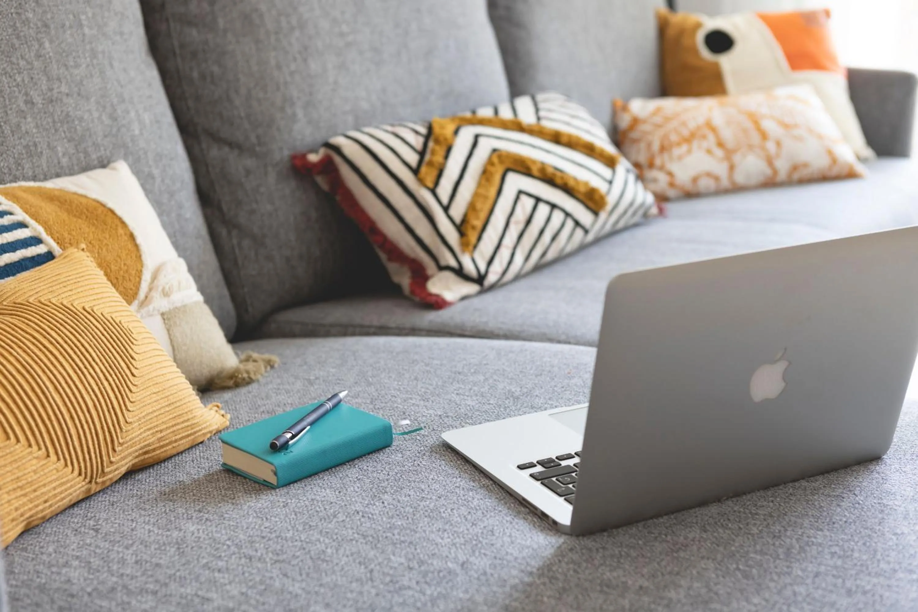 Living room in Bravissimo Plaça de la Independència, Morning Sun
