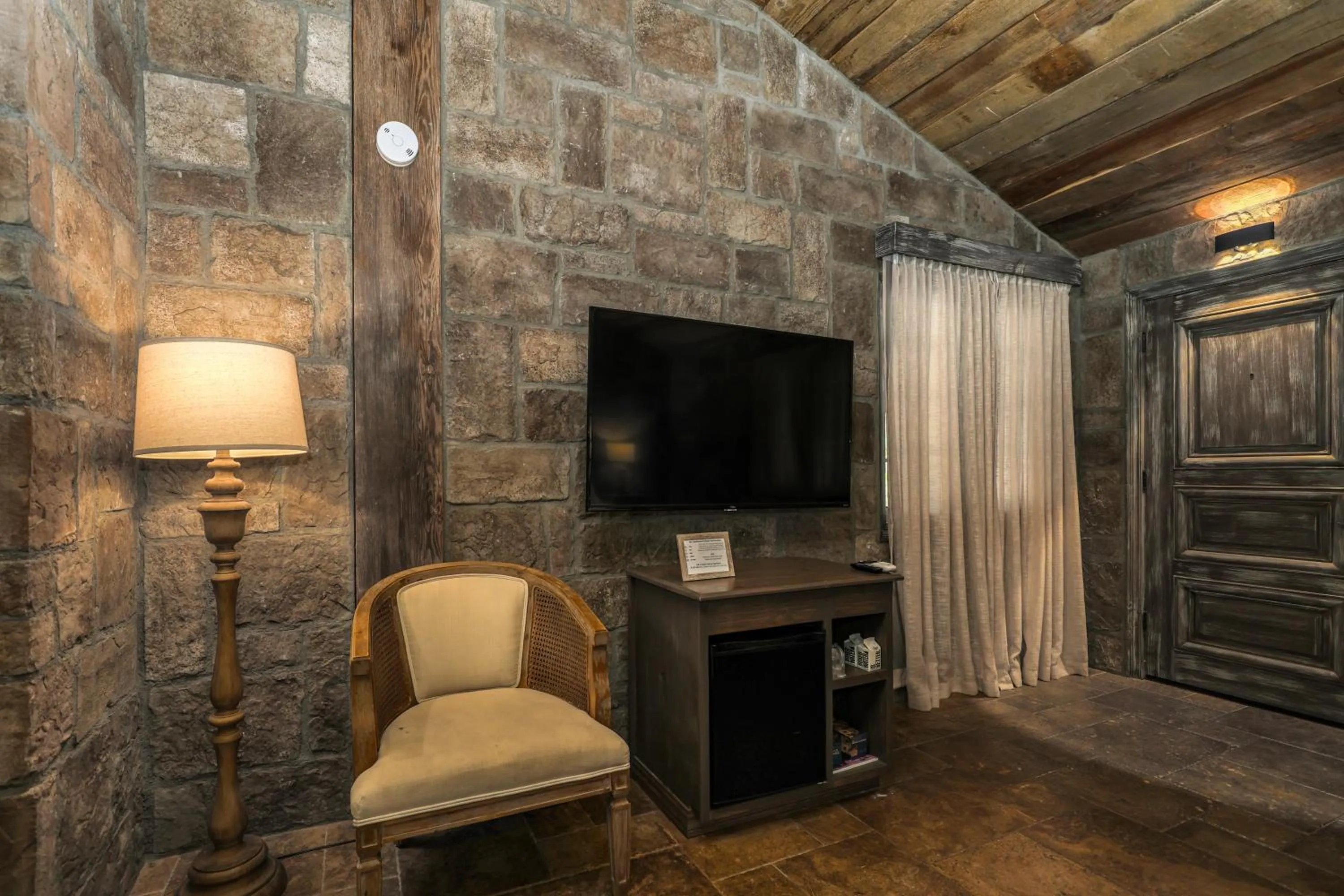 The Inn at Zaca Creek