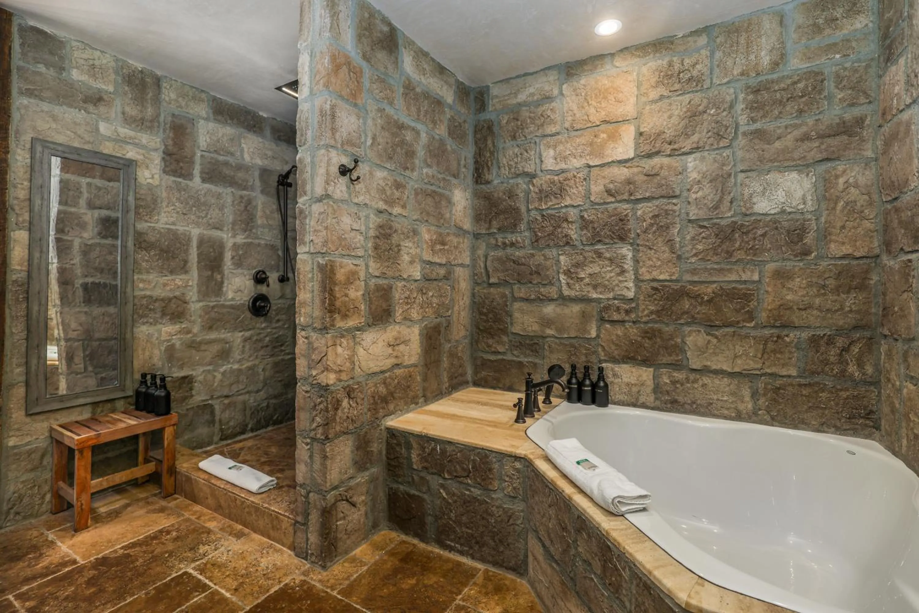 Shower in The Inn at Zaca Creek